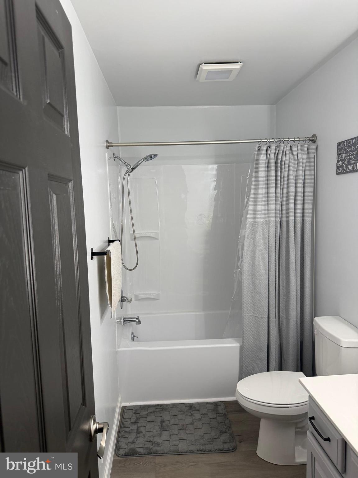 PIN OAK - Residential