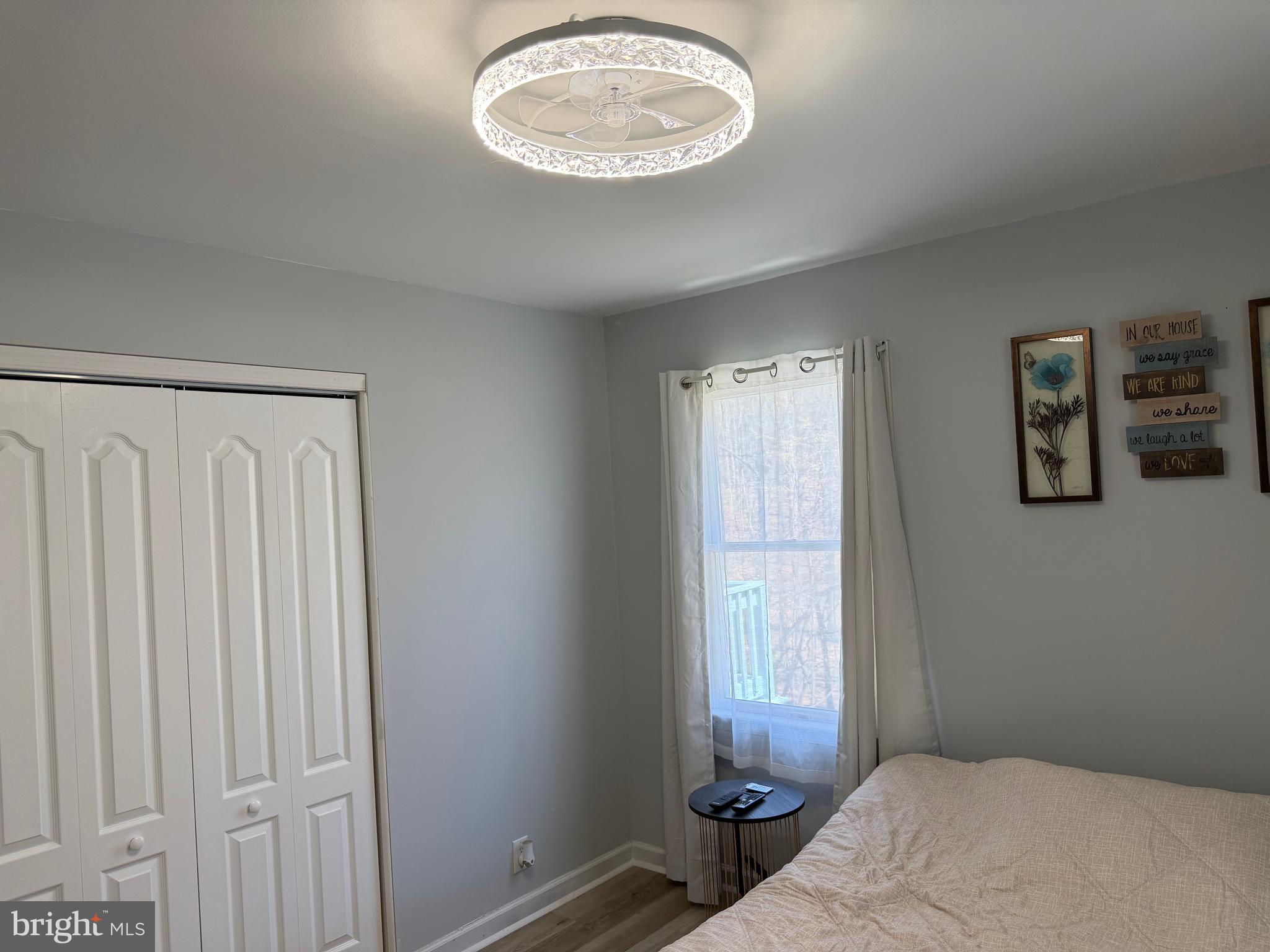 PIN OAK - Residential