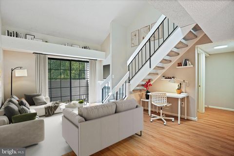 1605 CARRIAGE HOUSE TERRACE H SILVER SPRING MD 20904