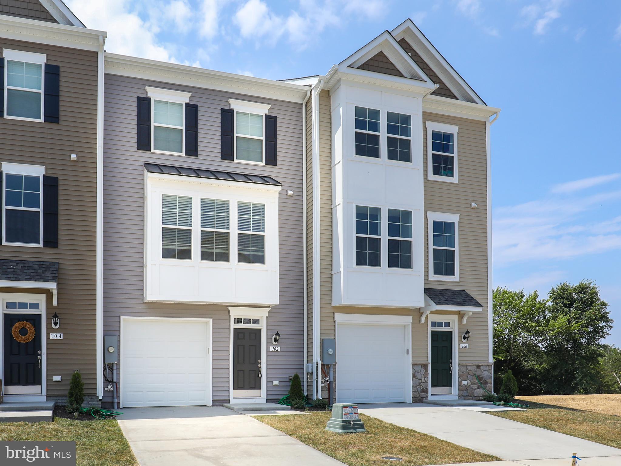 FREEDOM MANOR - Residential Lease