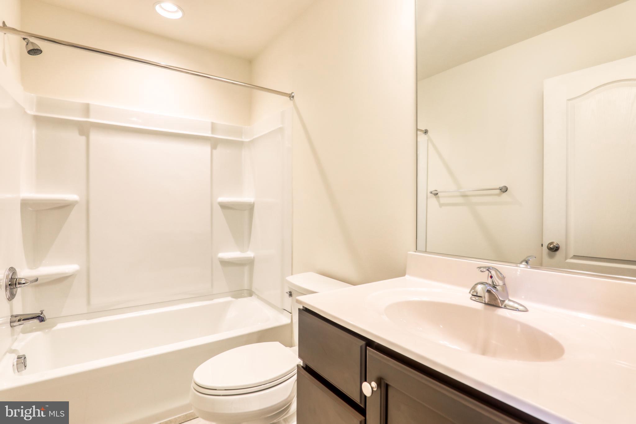 FREEDOM MANOR - Residential Lease