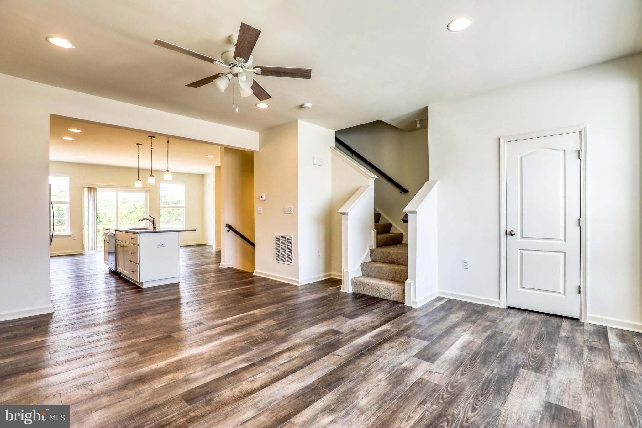 FREEDOM MANOR - Residential Lease