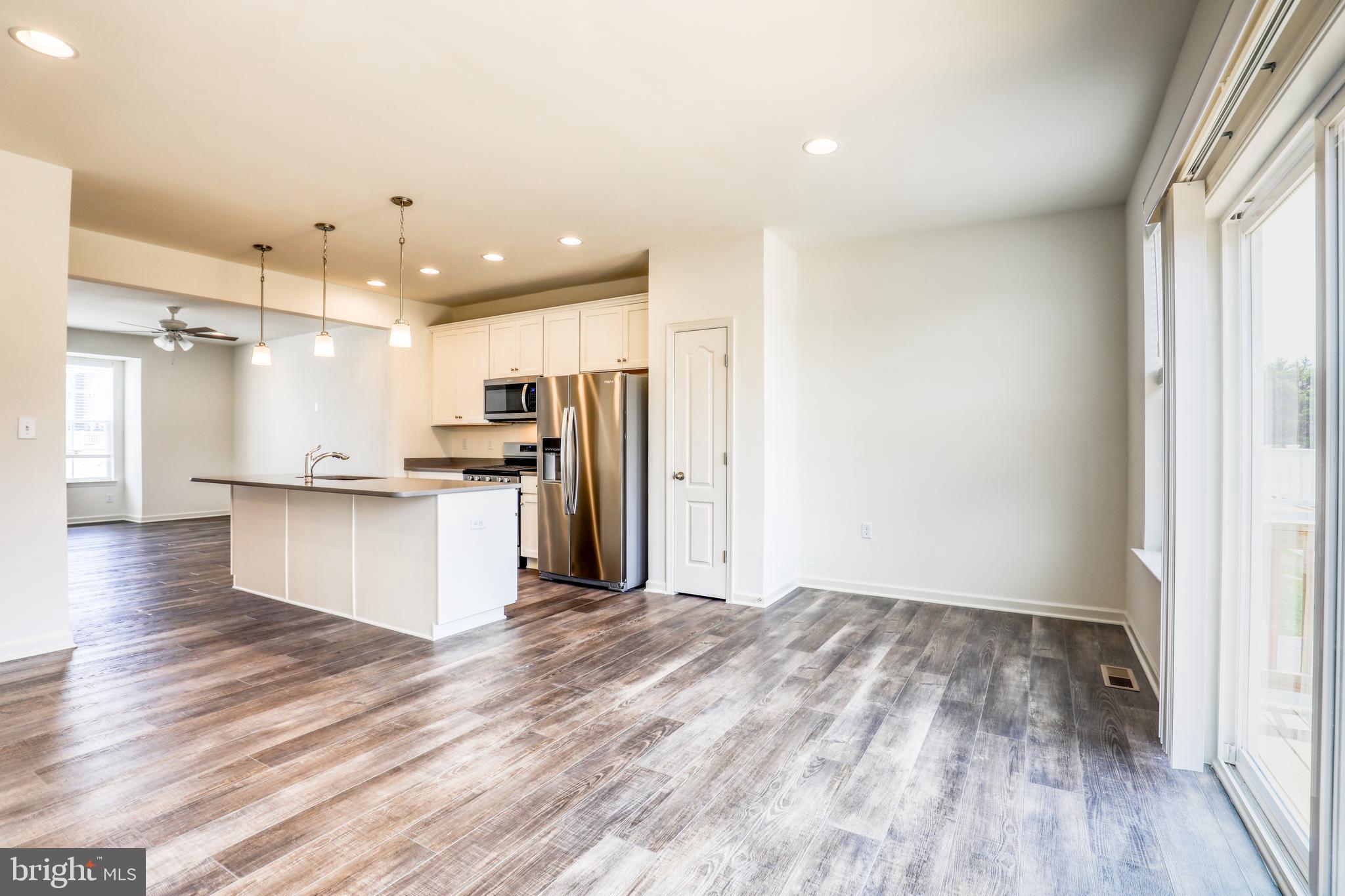 FREEDOM MANOR - Residential Lease