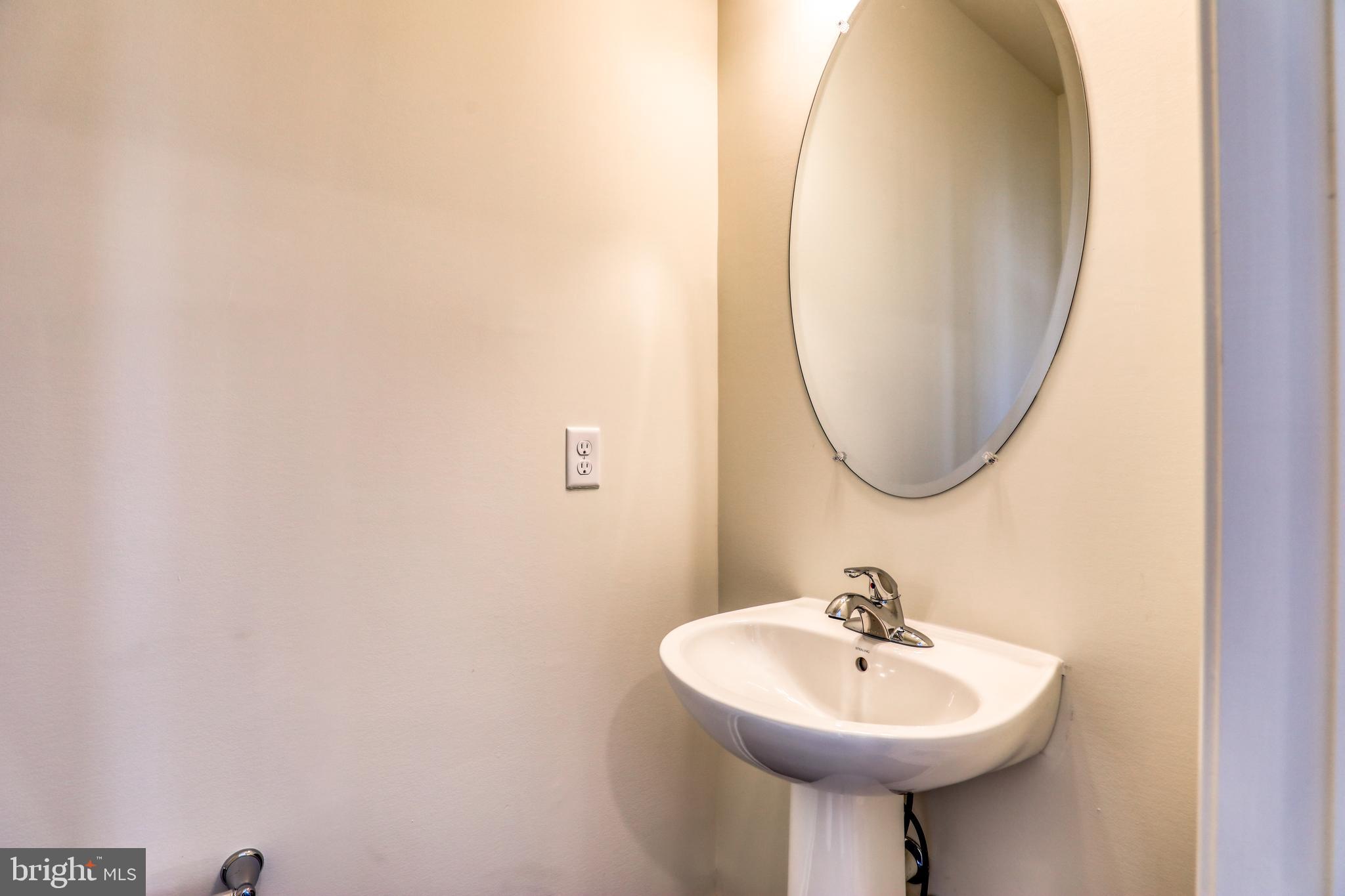 FREEDOM MANOR - Residential Lease