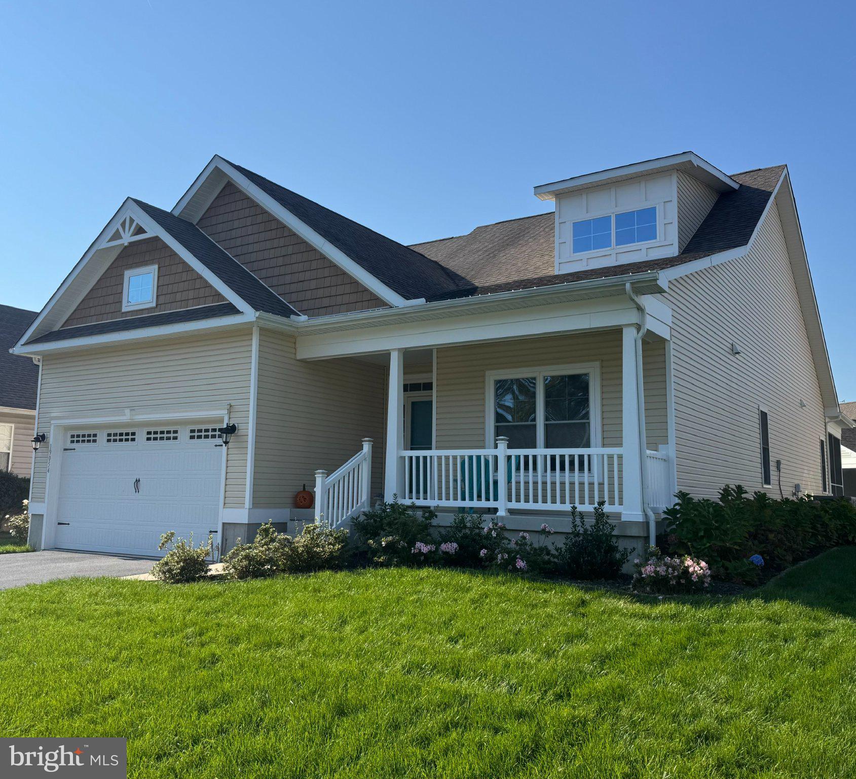19054 HUMMINGBIRD LANE