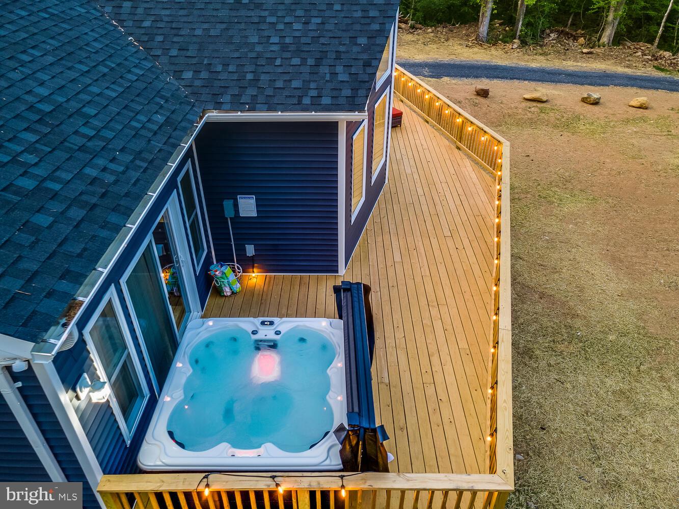 1850 GOONEY MANOR LOOP