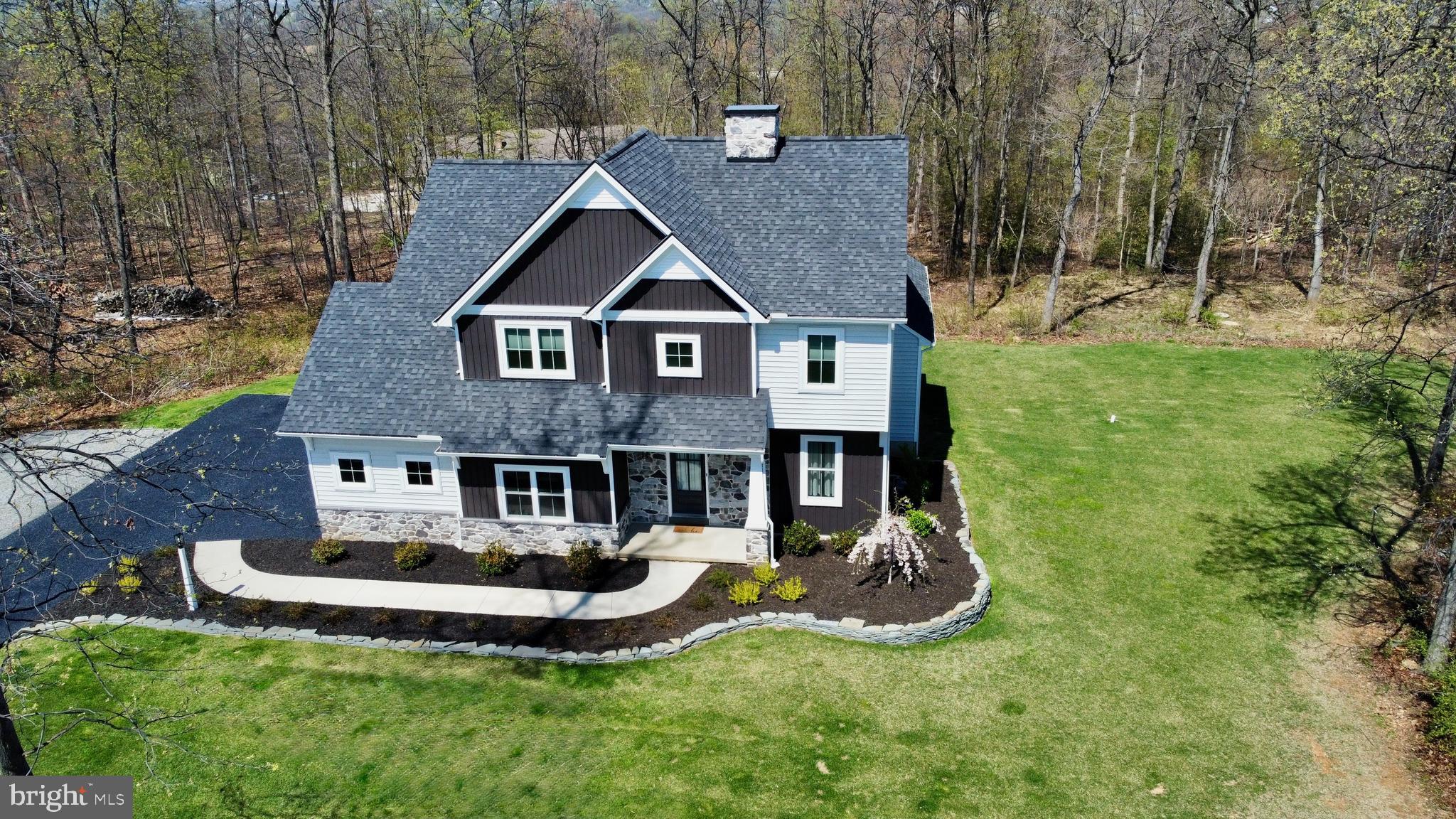 LYNWOOD ESTATES - Residential