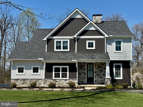 Photo of 4413 Lynwood Drive, SPRING GROVE, PA 17362 (MLS # PAYK2101082)