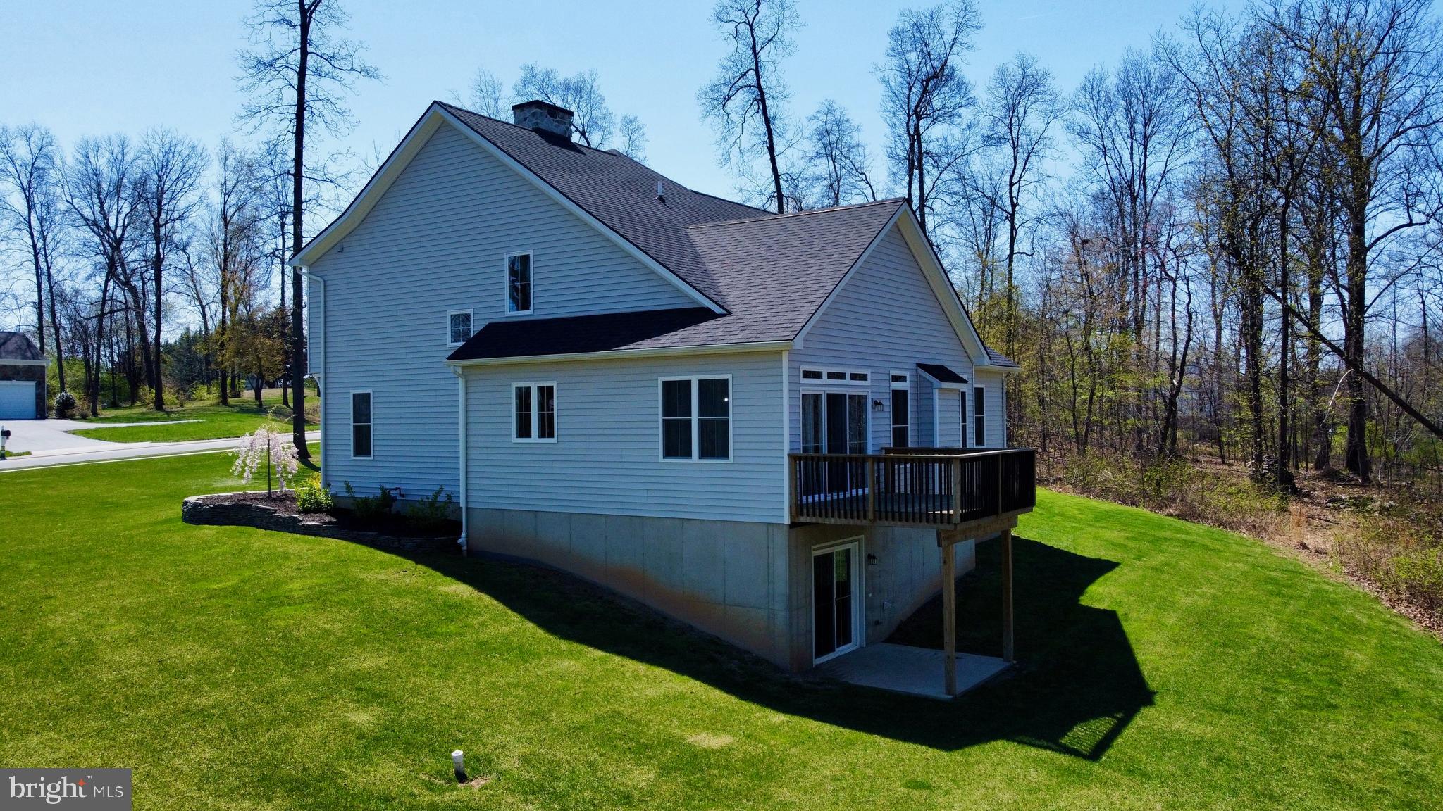 LYNWOOD ESTATES - Residential