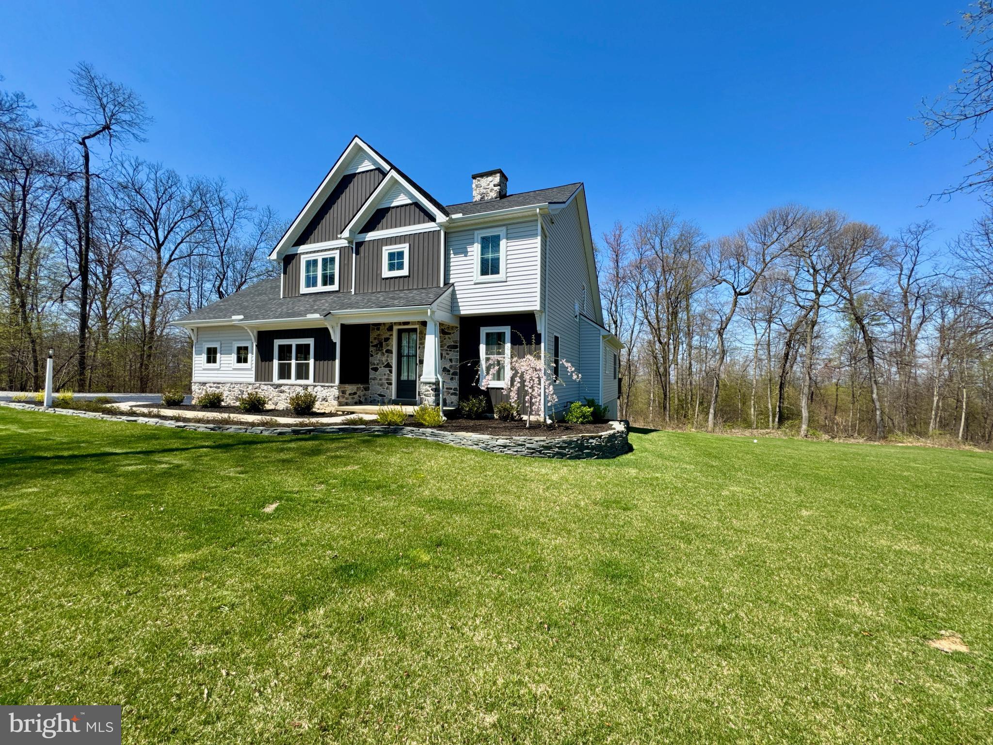 LYNWOOD ESTATES - Residential