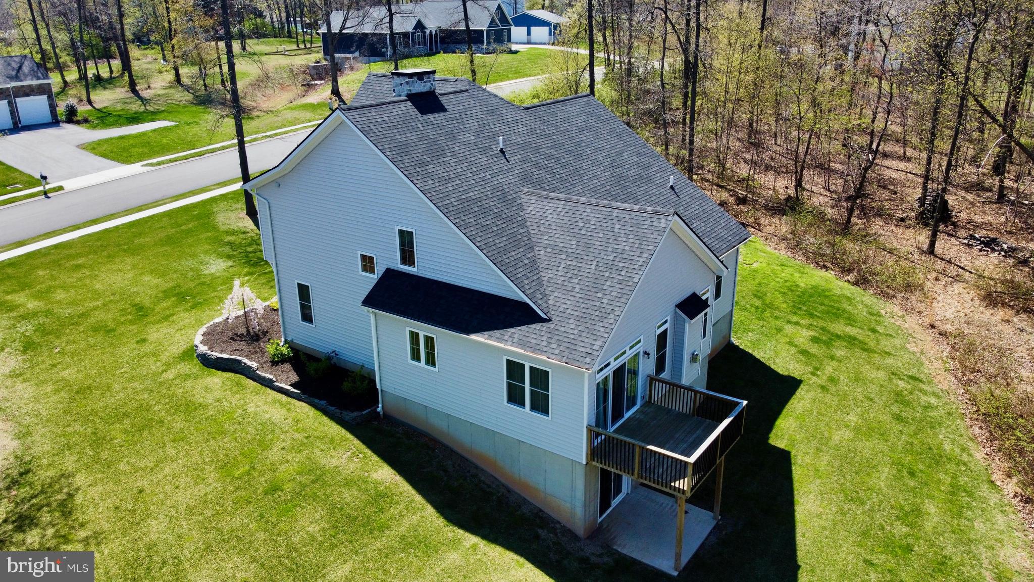 LYNWOOD ESTATES - Residential