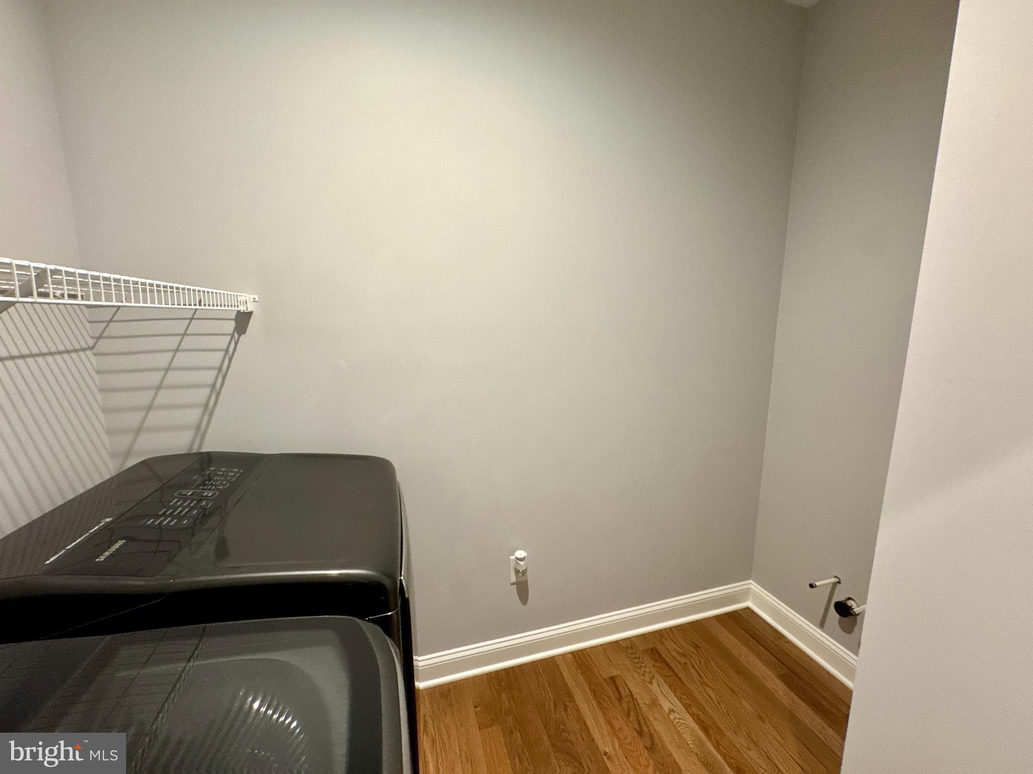 LYNWOOD ESTATES - Residential