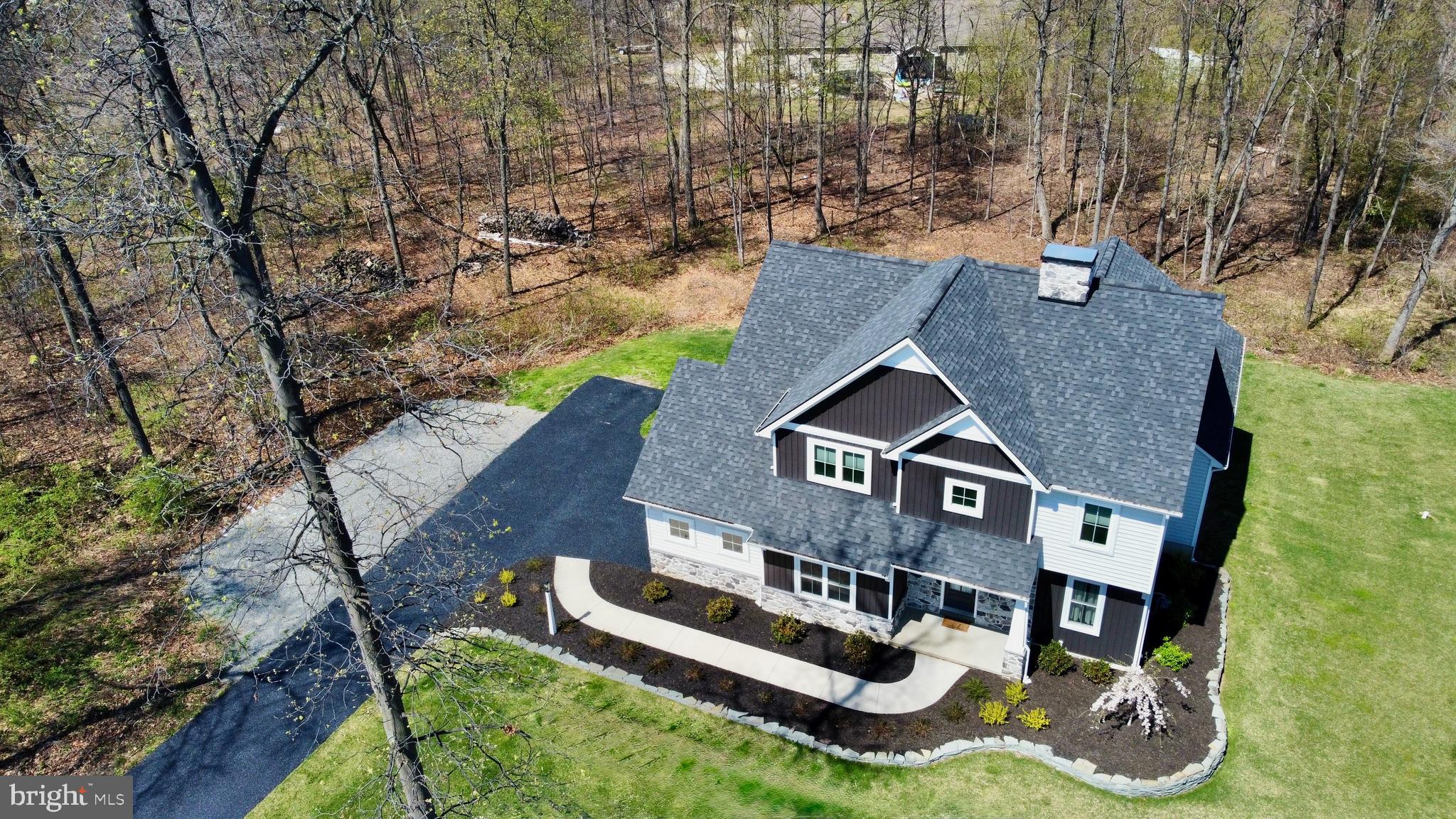 LYNWOOD ESTATES - Residential