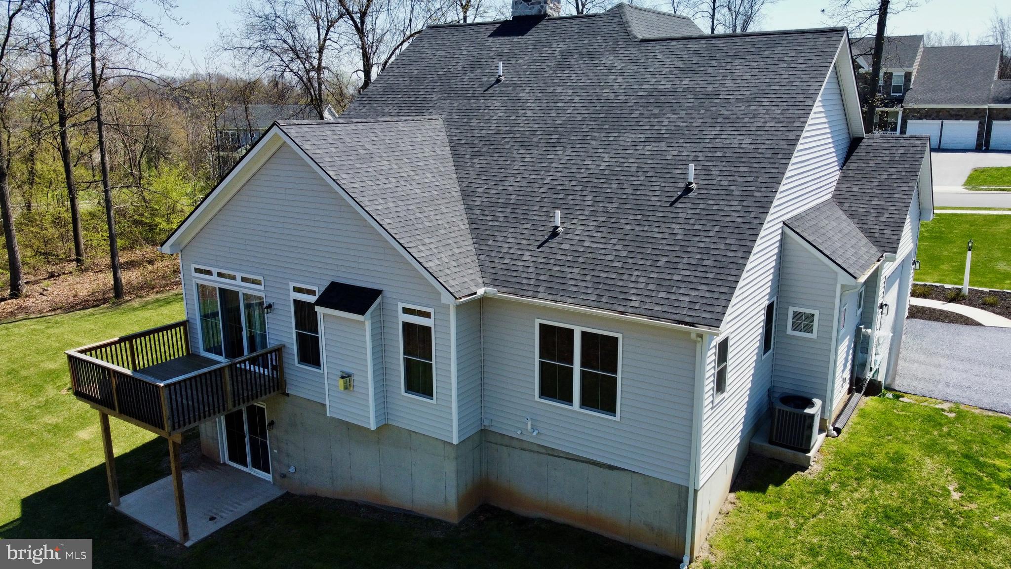 LYNWOOD ESTATES - Residential