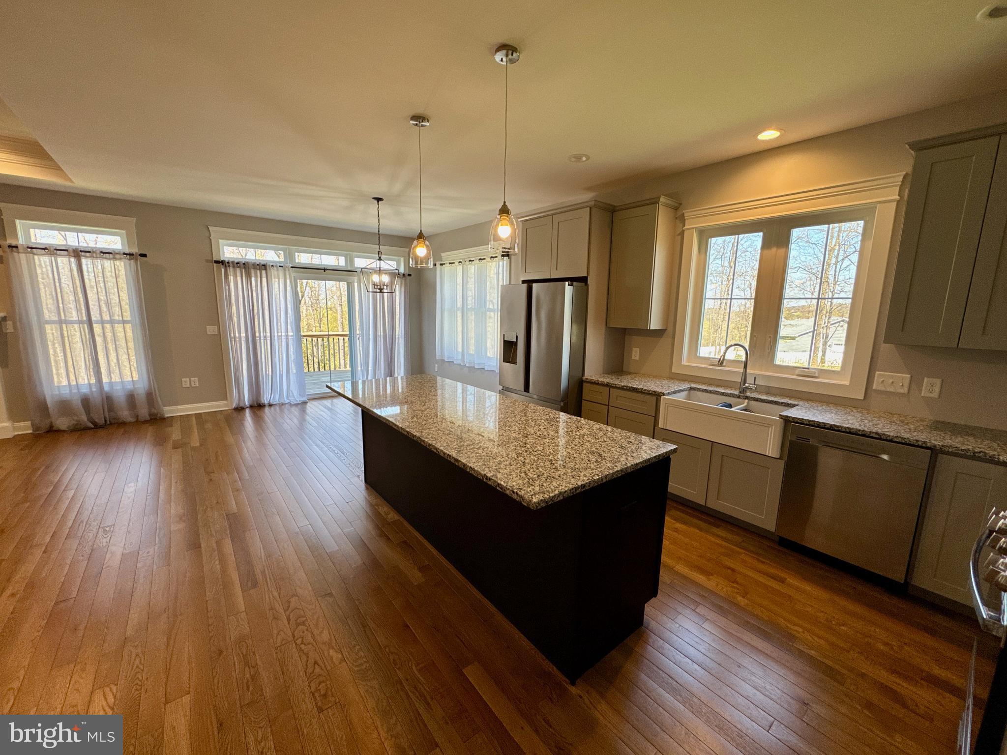 LYNWOOD ESTATES - Residential