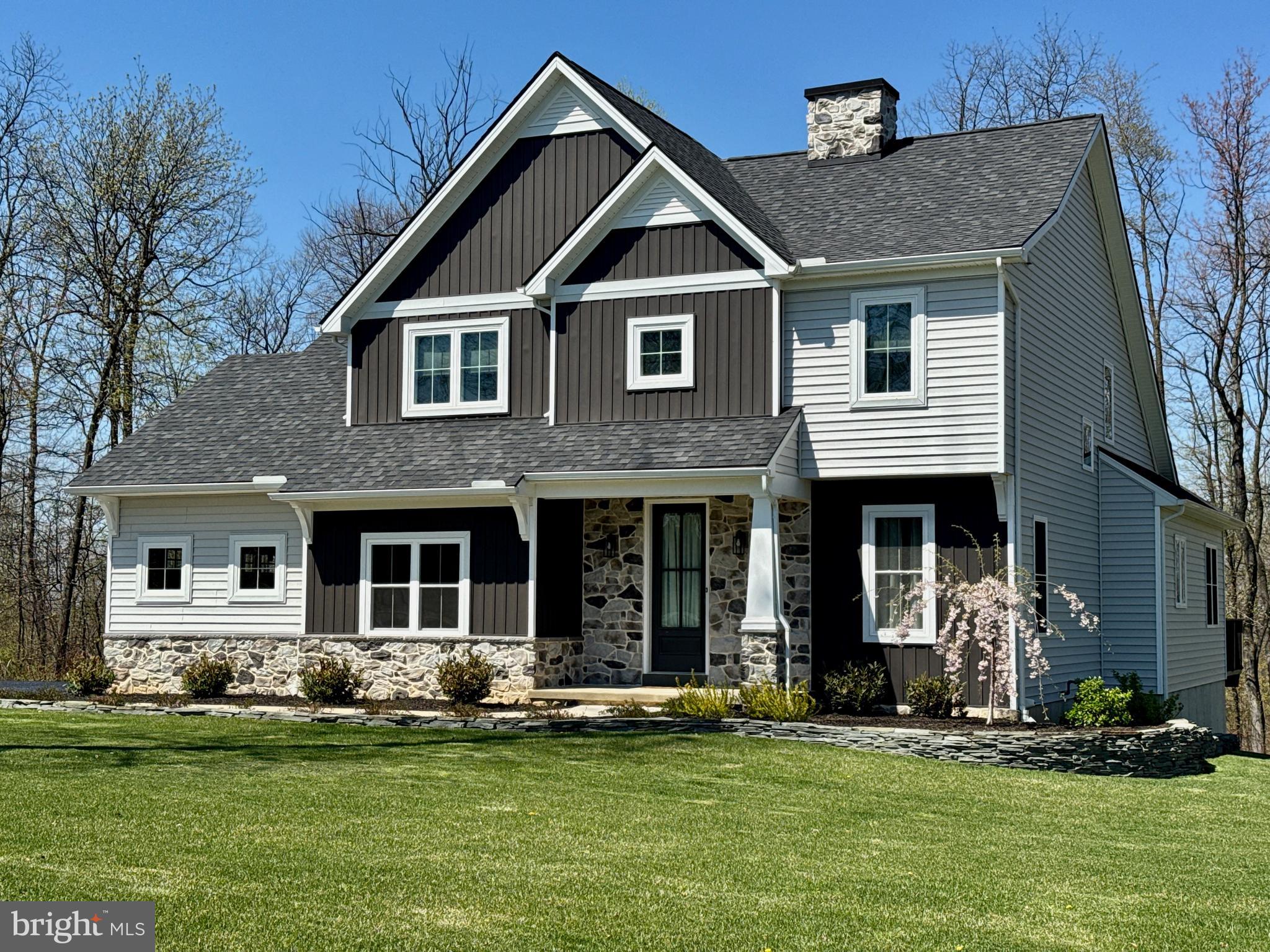 LYNWOOD ESTATES - Residential