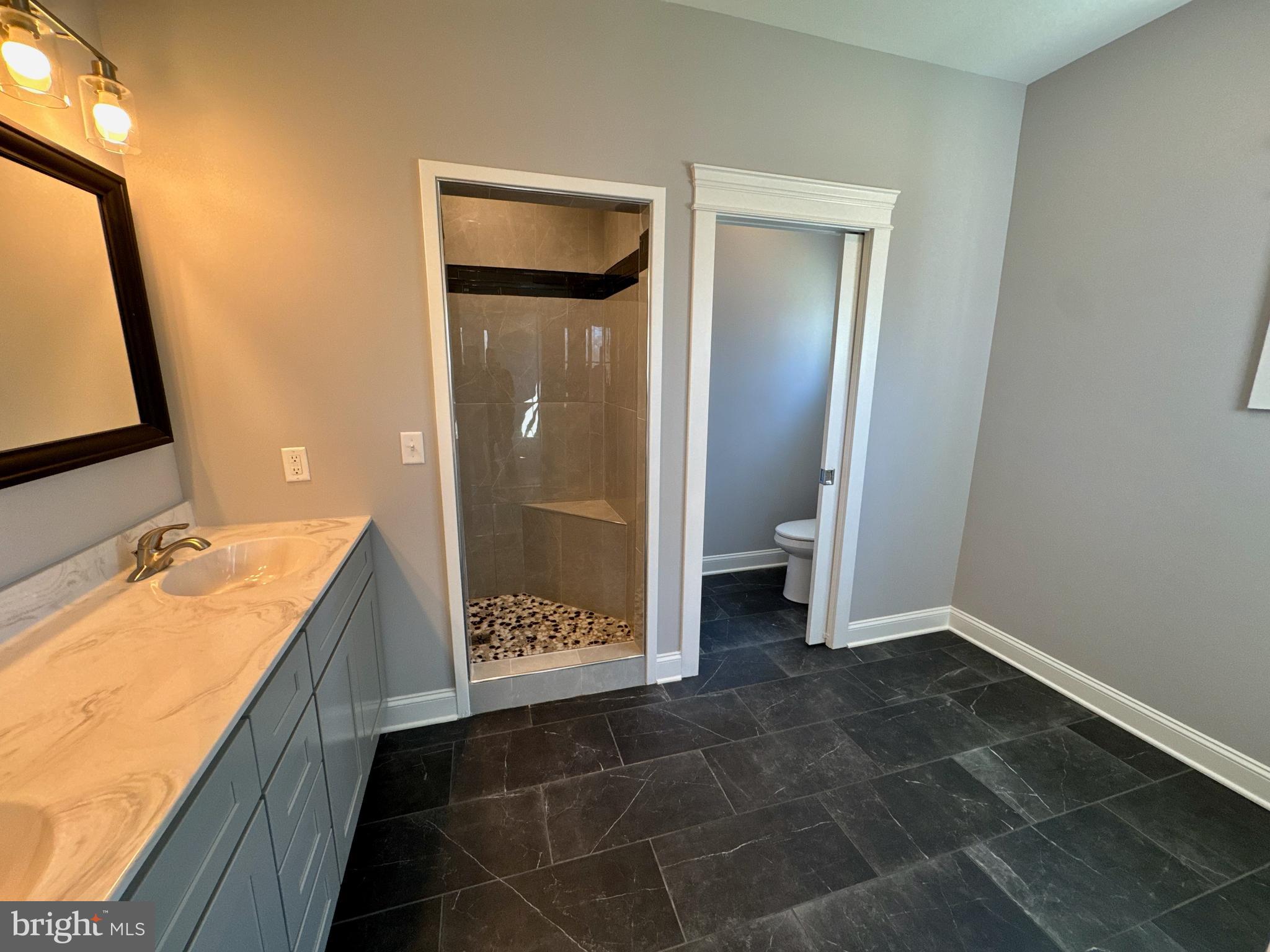 LYNWOOD ESTATES - Residential