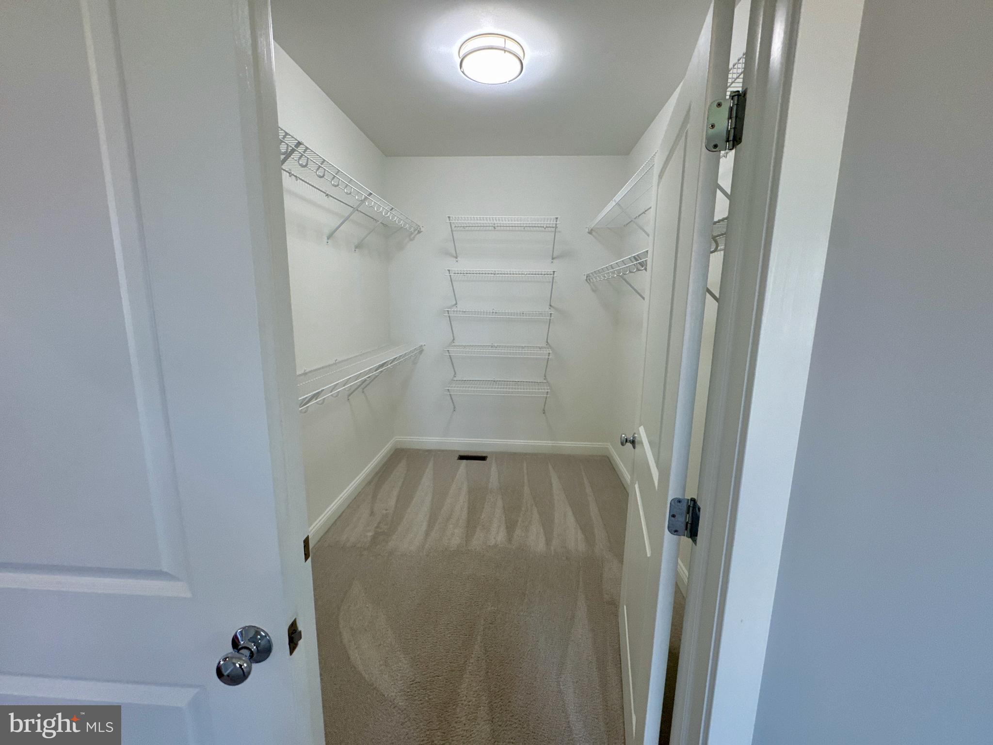 LYNWOOD ESTATES - Residential