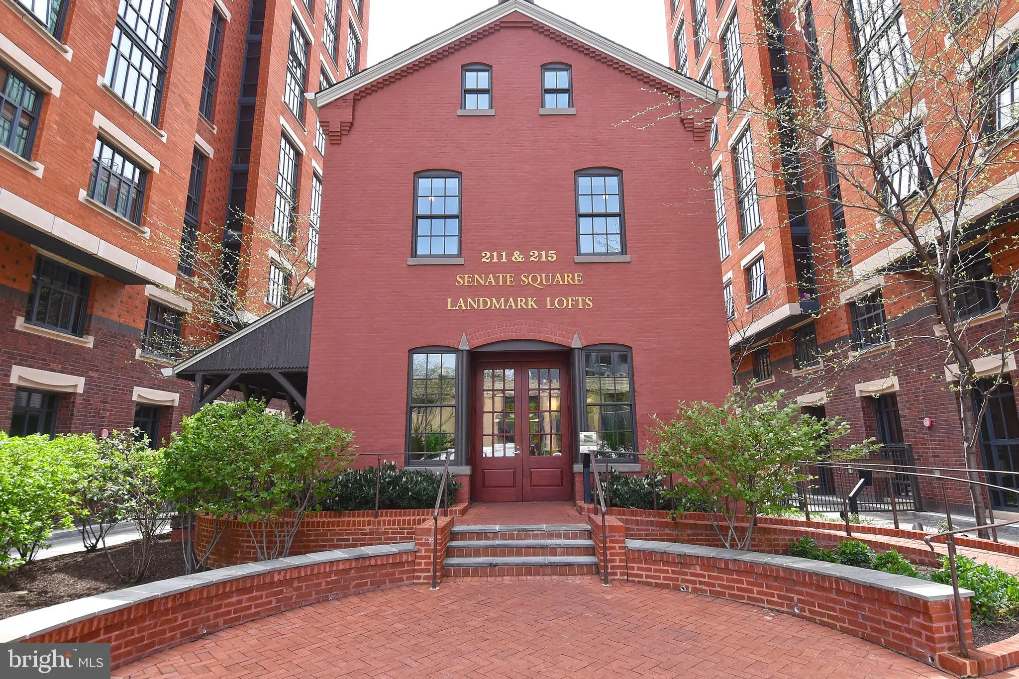 215 I Street NE Unit 206, Washington, DC 20002
