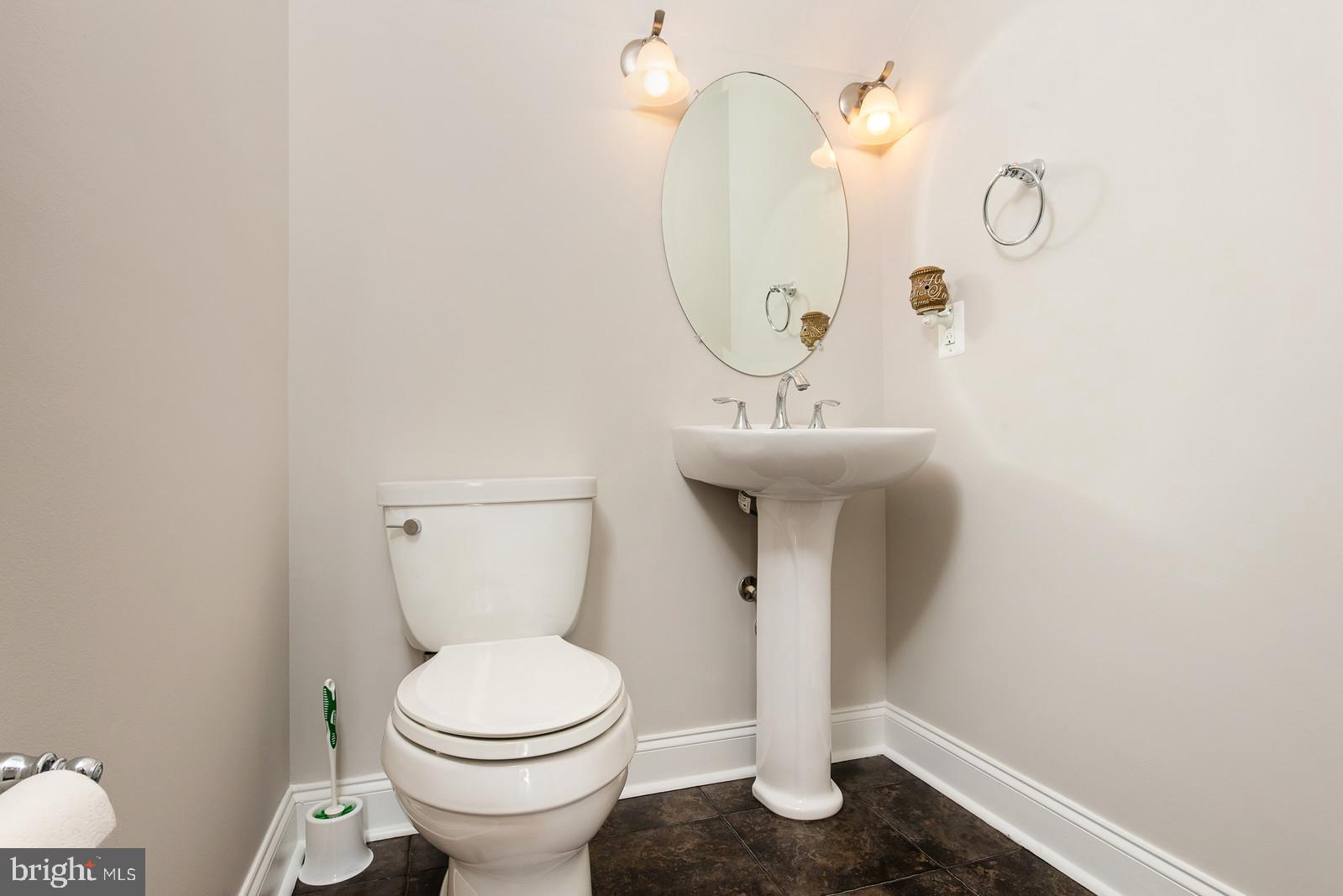 POTOMAC CLUB - Residential Lease