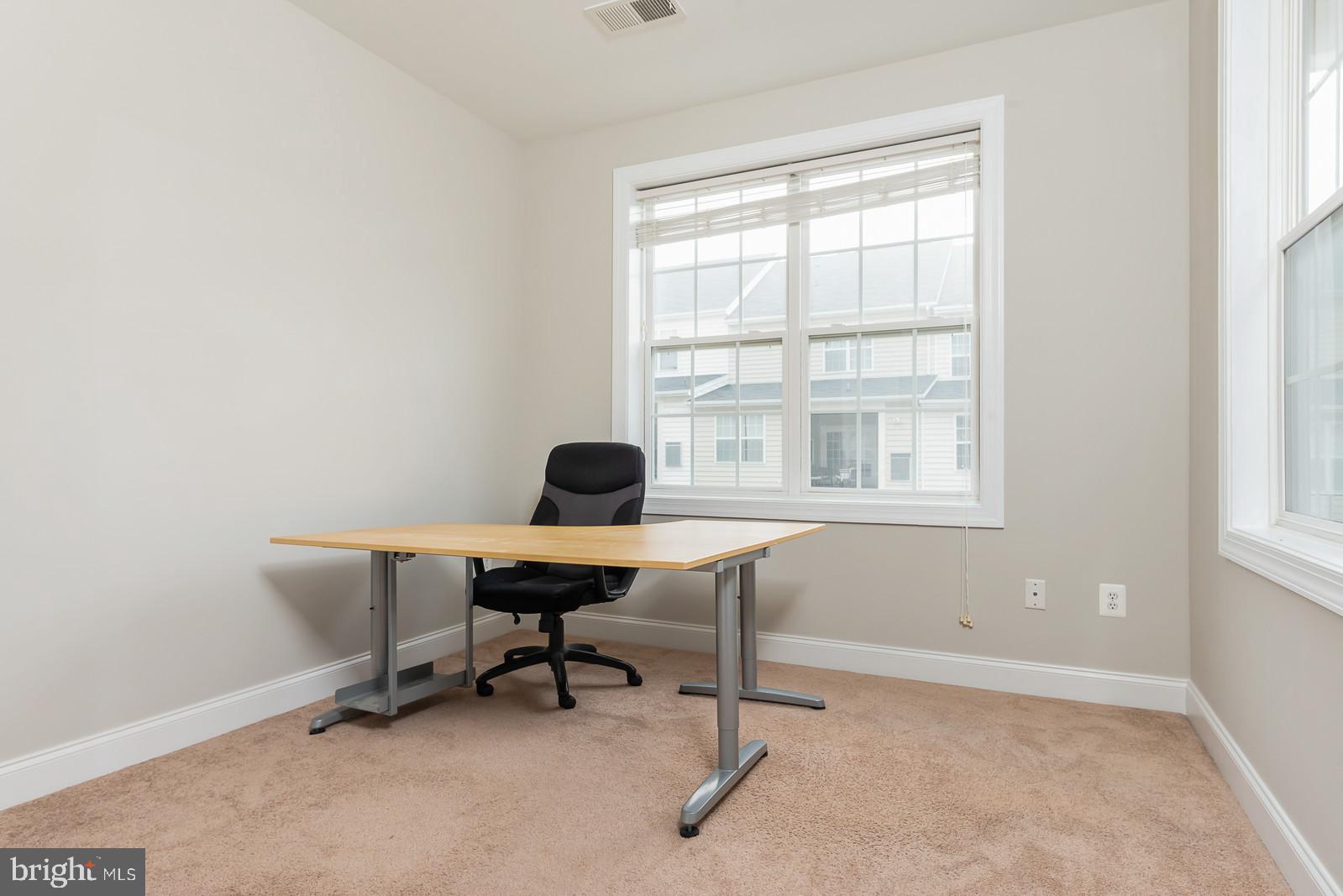 POTOMAC CLUB - Residential Lease