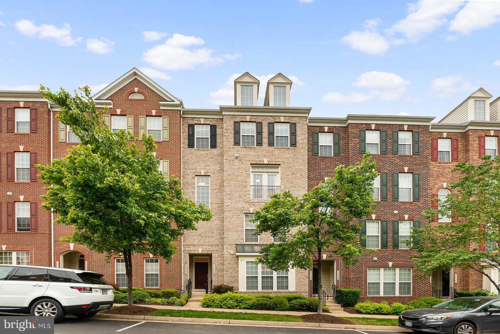 POTOMAC CLUB - Residential Lease