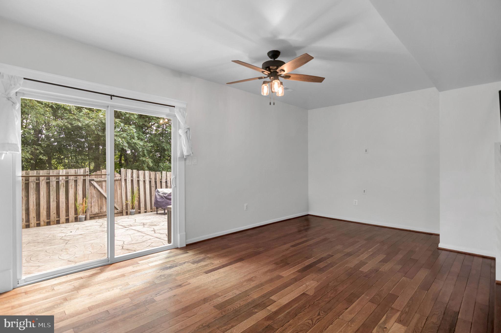 DALE CITY - Residential