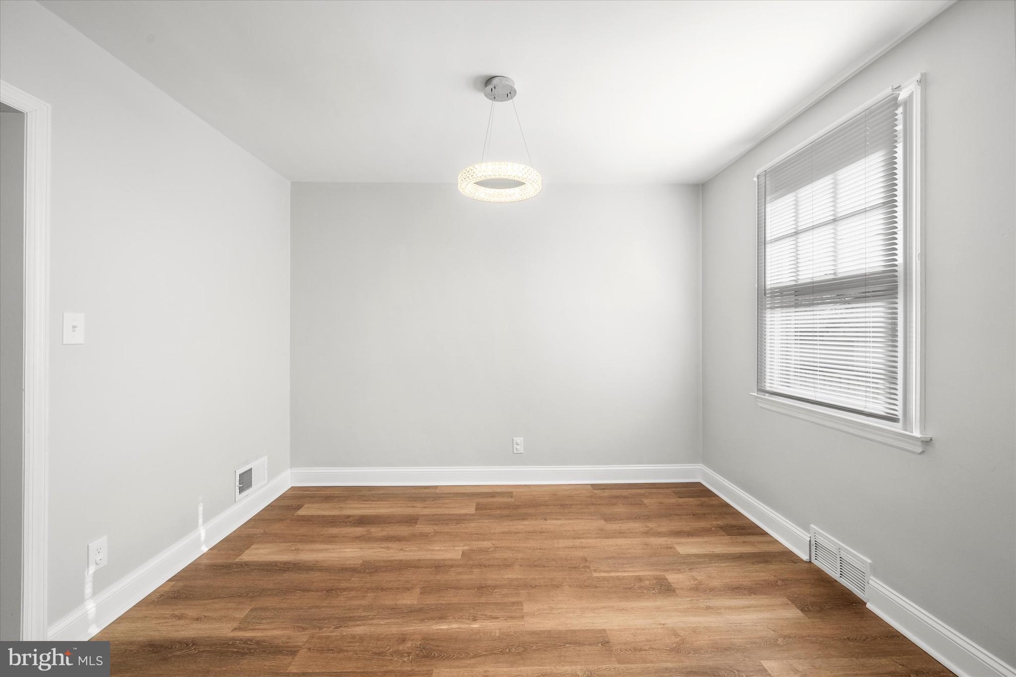 ROLLING PARK - Residential