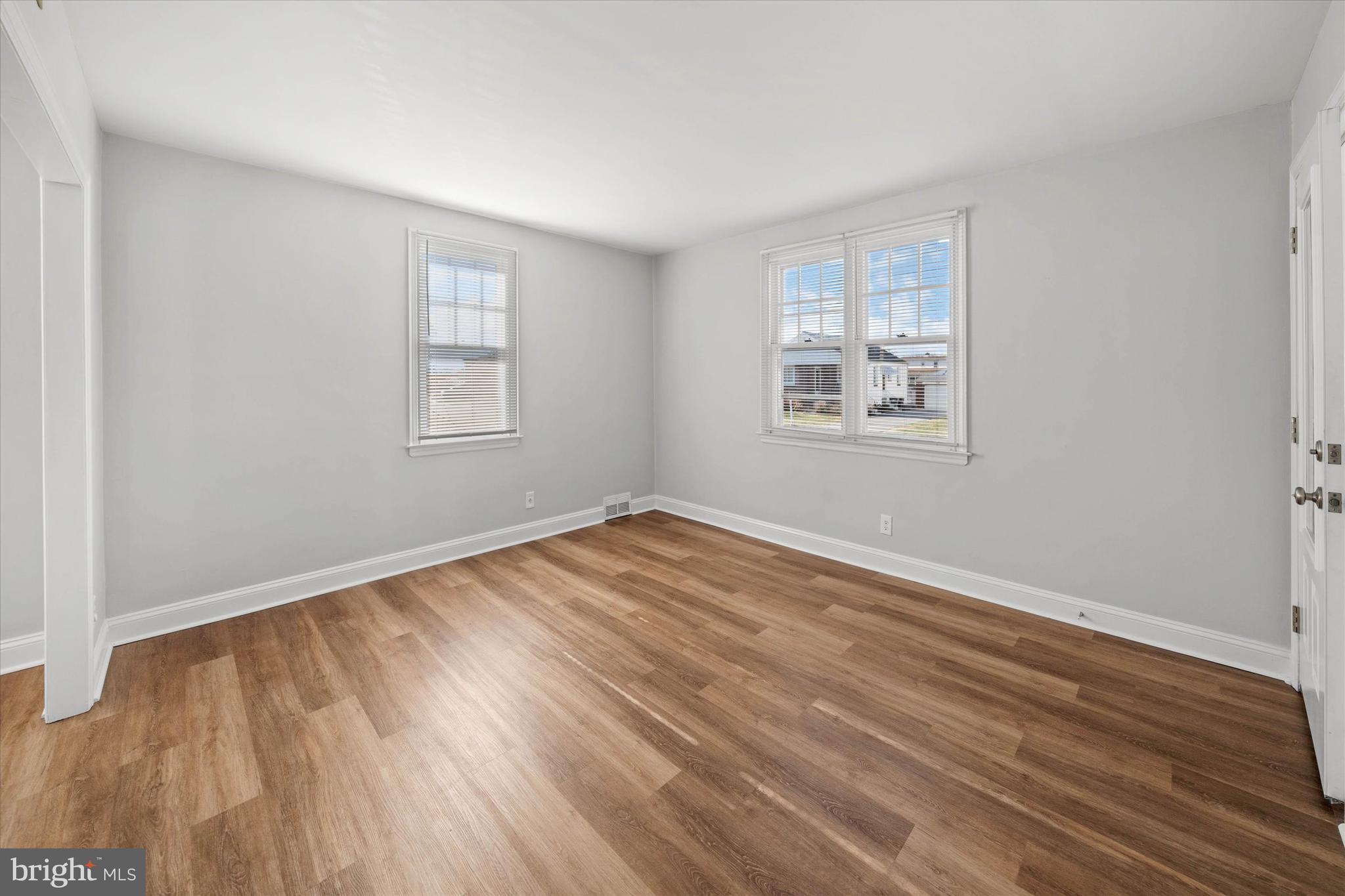 ROLLING PARK - Residential