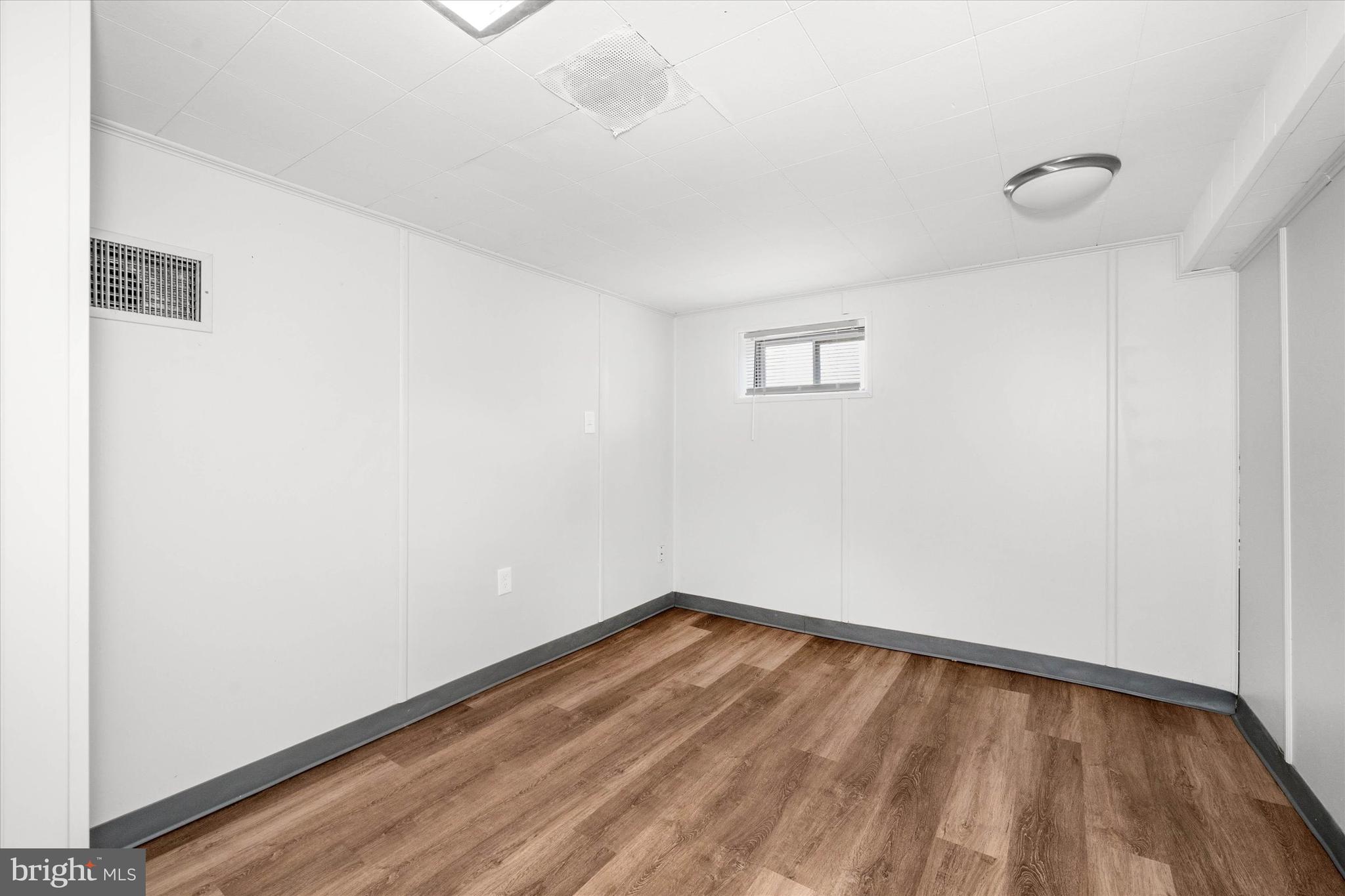 ROLLING PARK - Residential