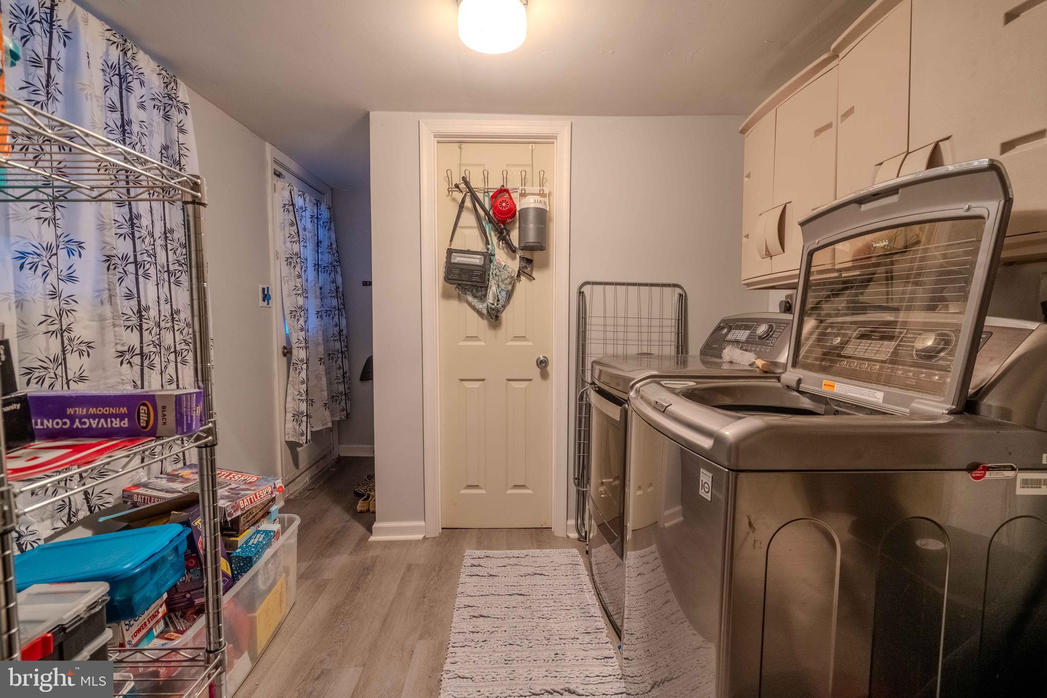 EASTMAN HEIGHTS - Residential