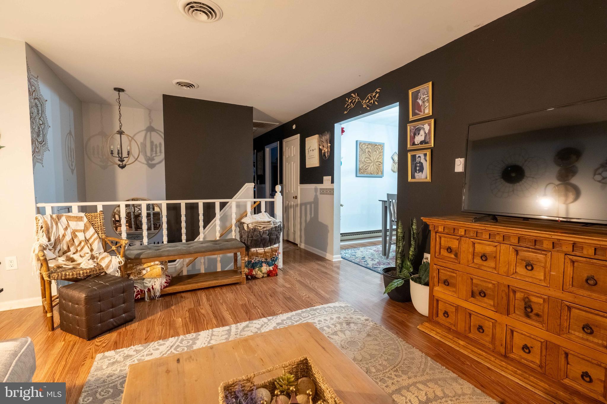 EASTMAN HEIGHTS - Residential