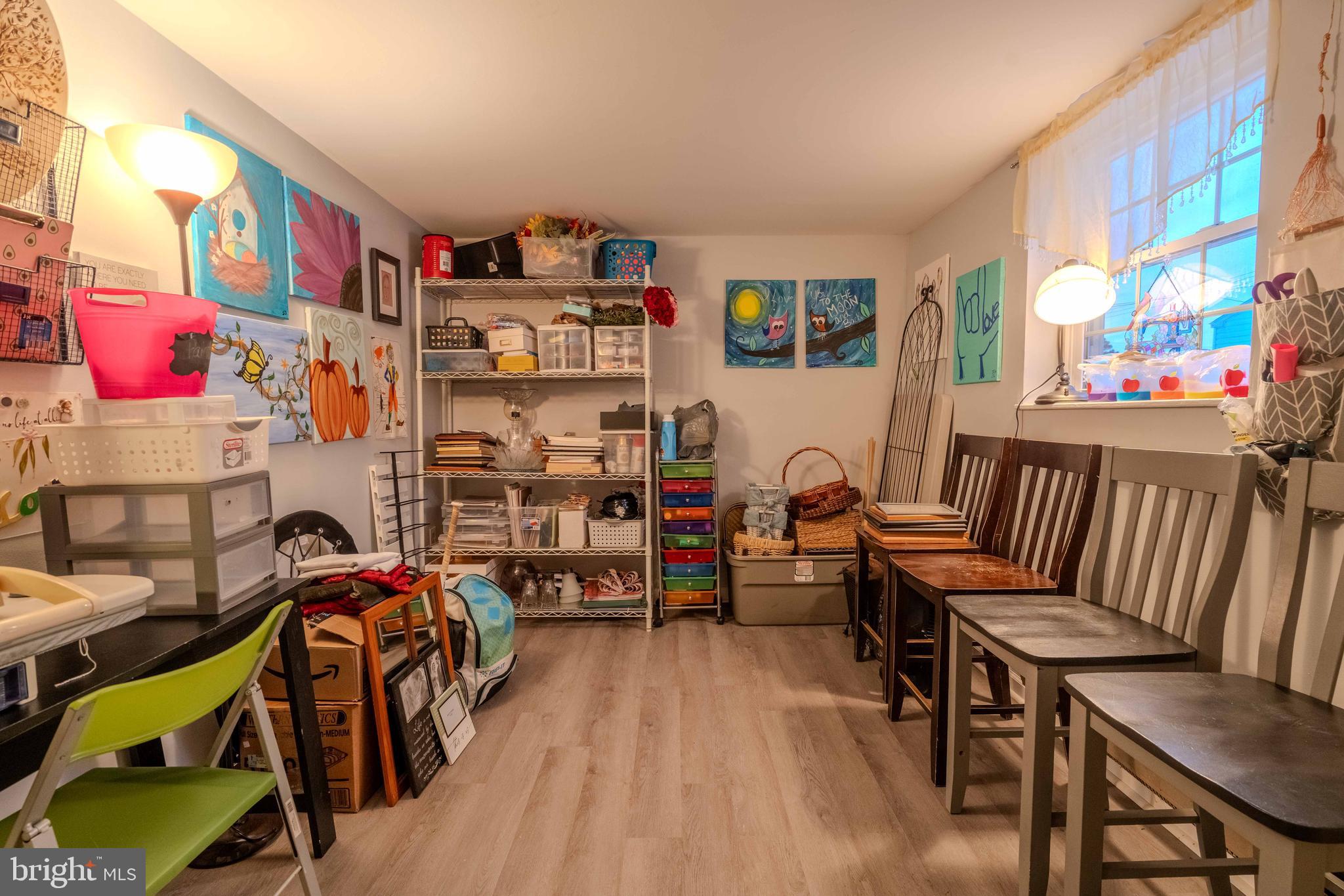 EASTMAN HEIGHTS - Residential