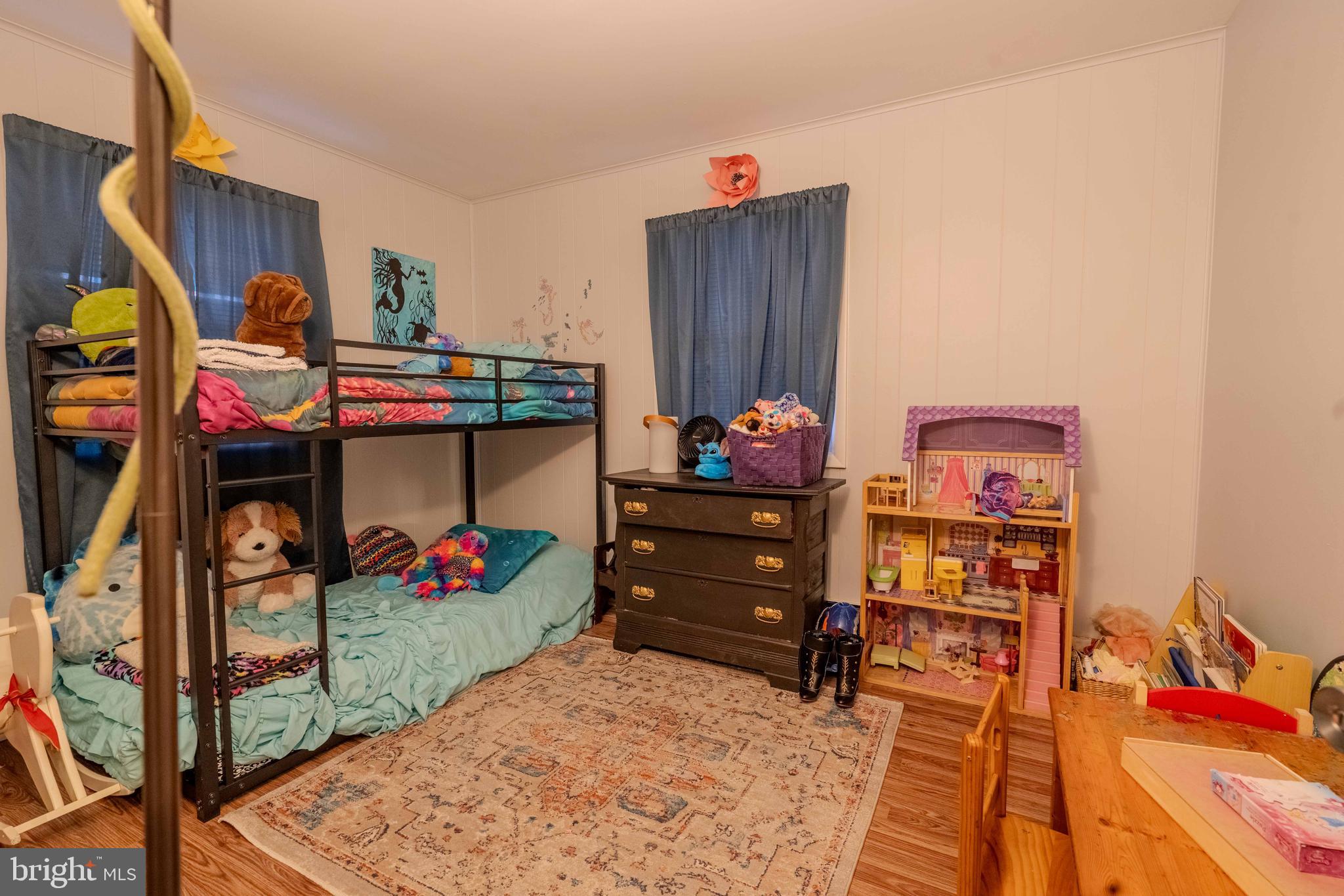 EASTMAN HEIGHTS - Residential