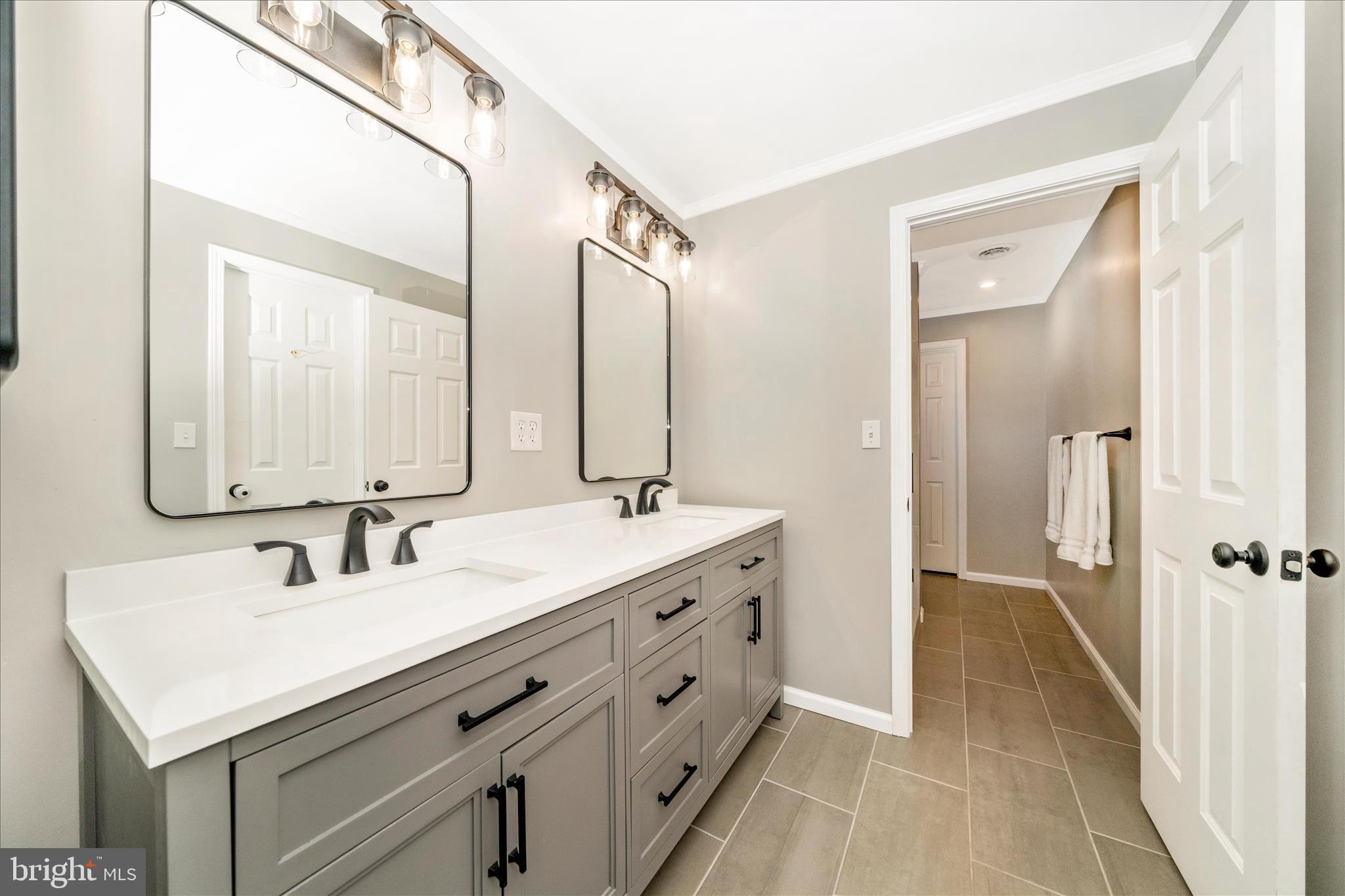 STONELAKE - Residential