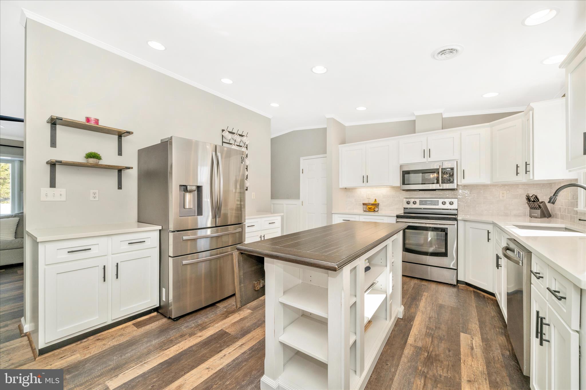 STONELAKE - Residential