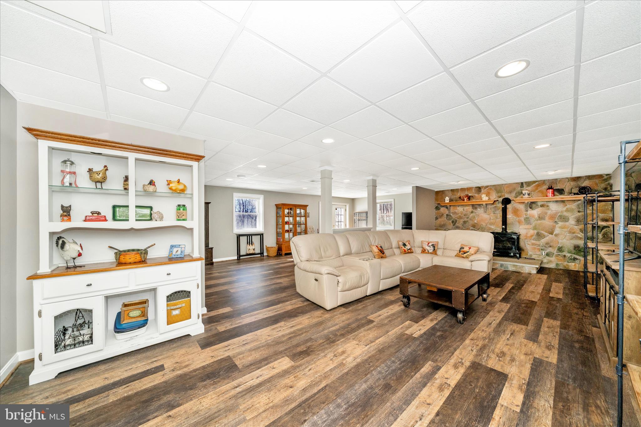 STONELAKE - Residential