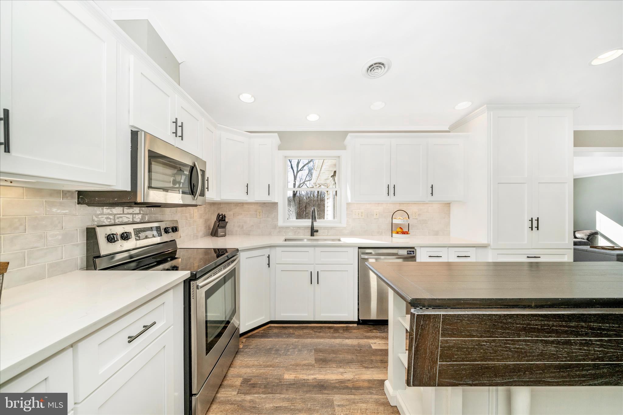 STONELAKE - Residential