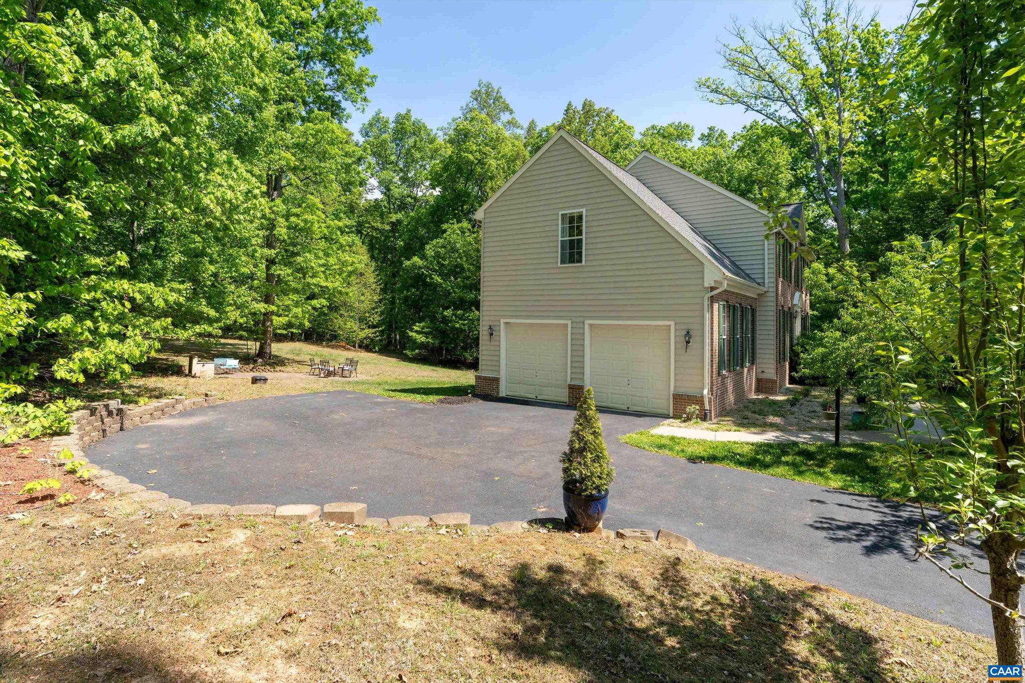 REEDY CREEK - Residential