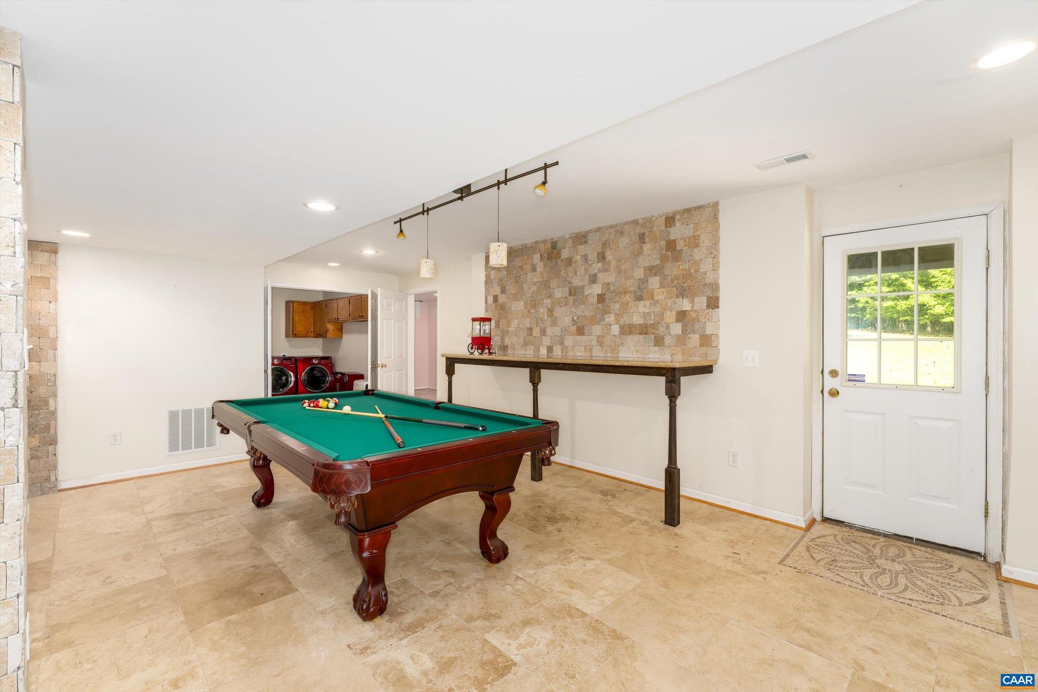 REEDY CREEK - Residential