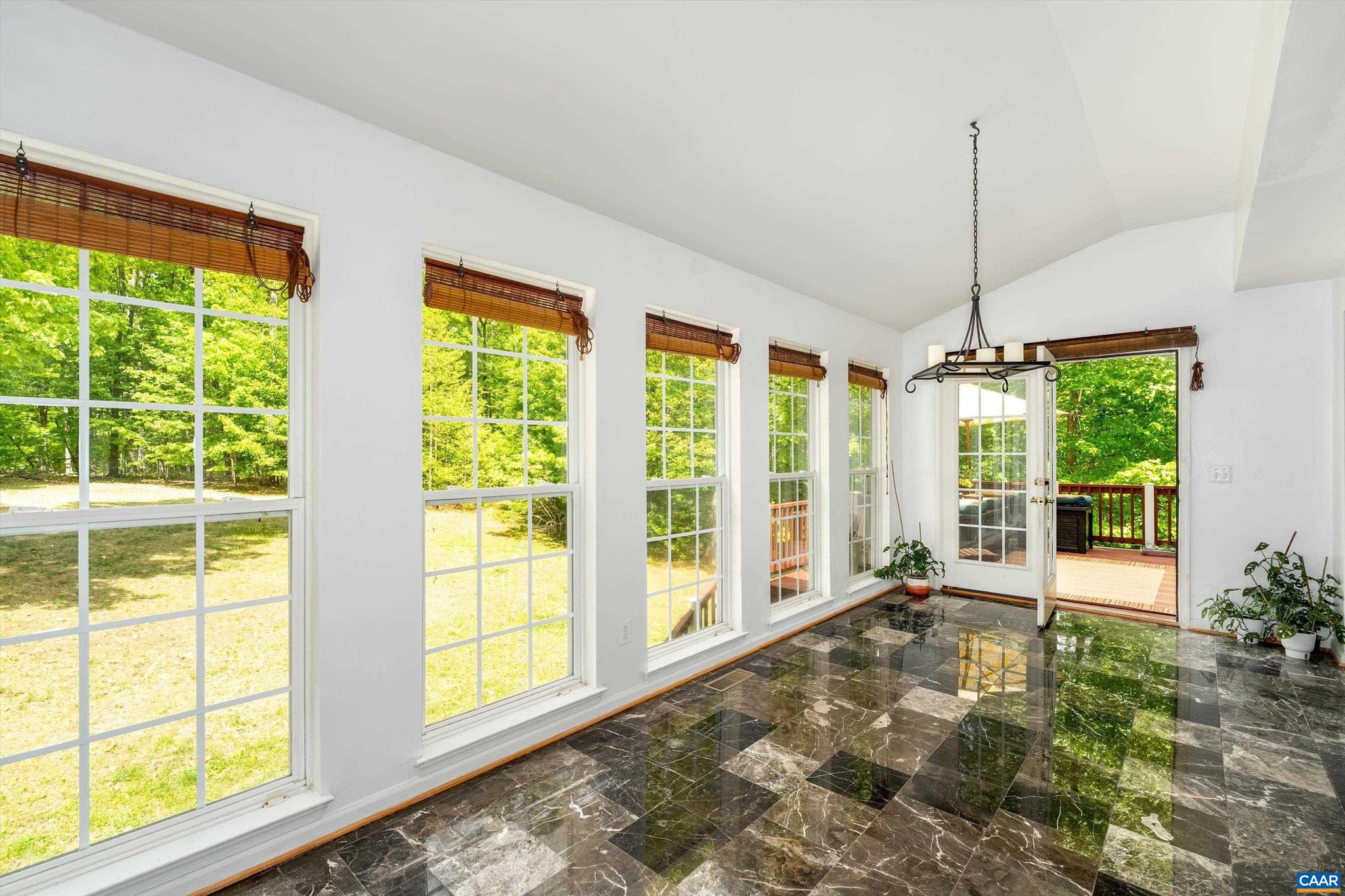 REEDY CREEK - Residential