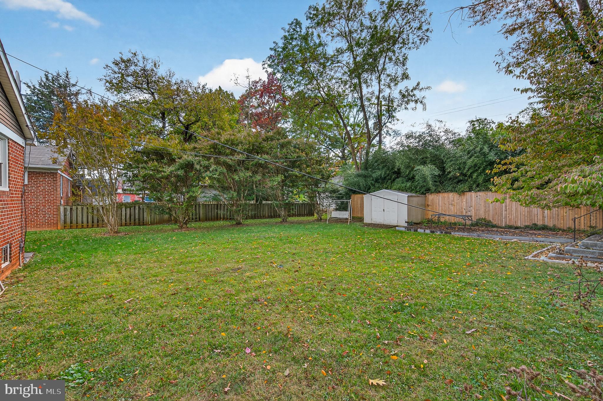 CROSS COUNTRY - Residential