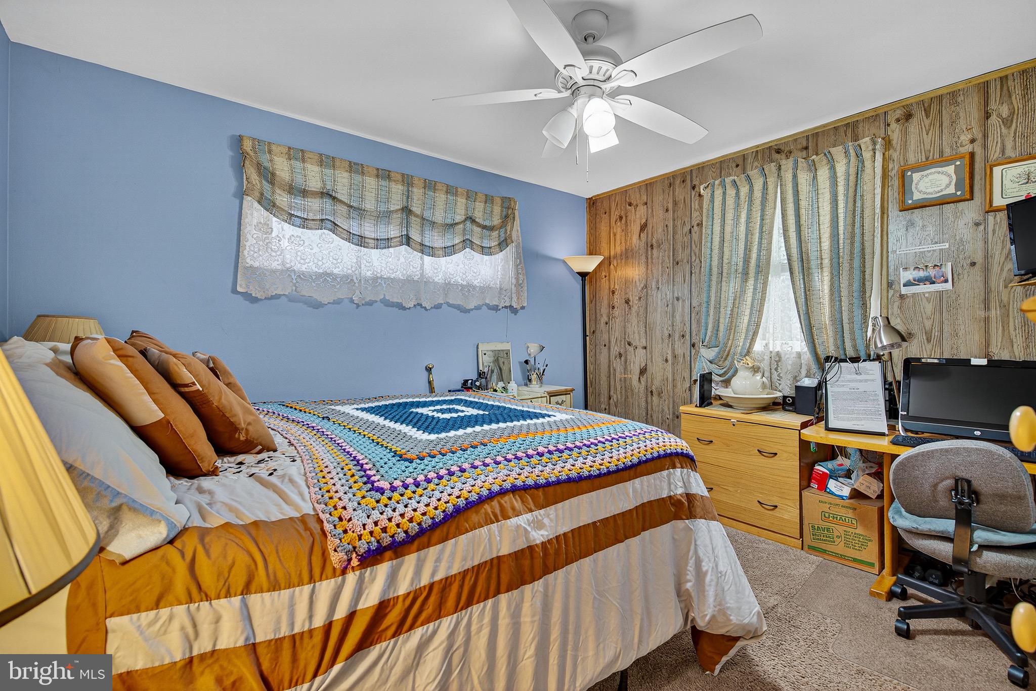 CROSS COUNTRY - Residential