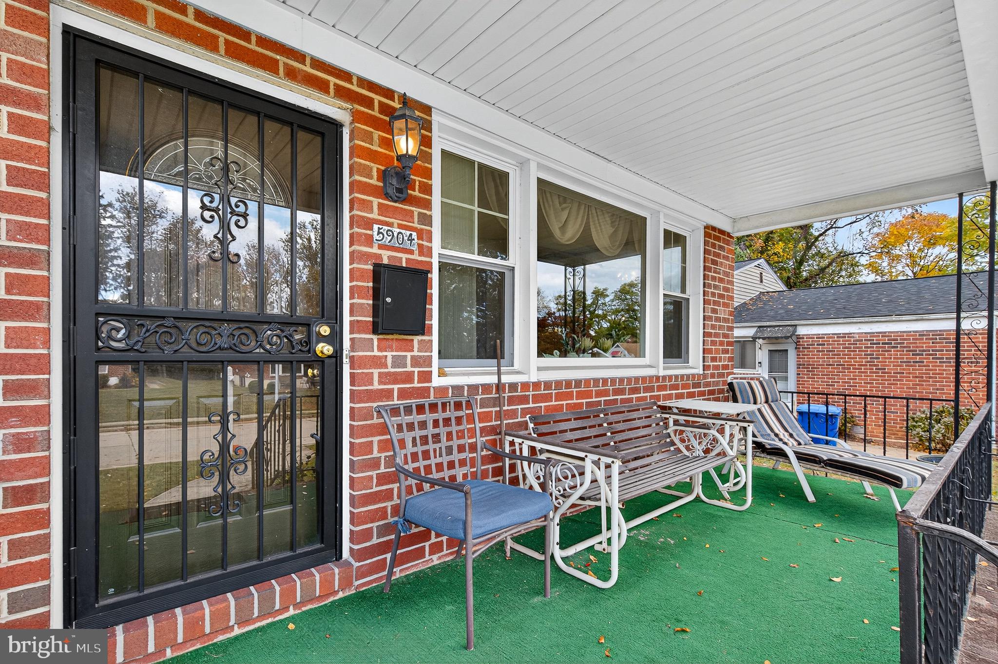 CROSS COUNTRY - Residential