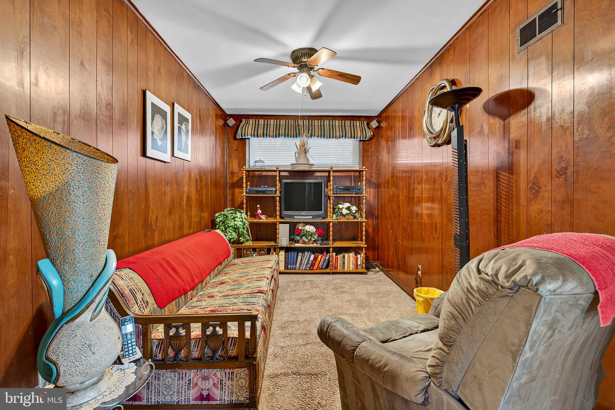 CROSS COUNTRY - Residential