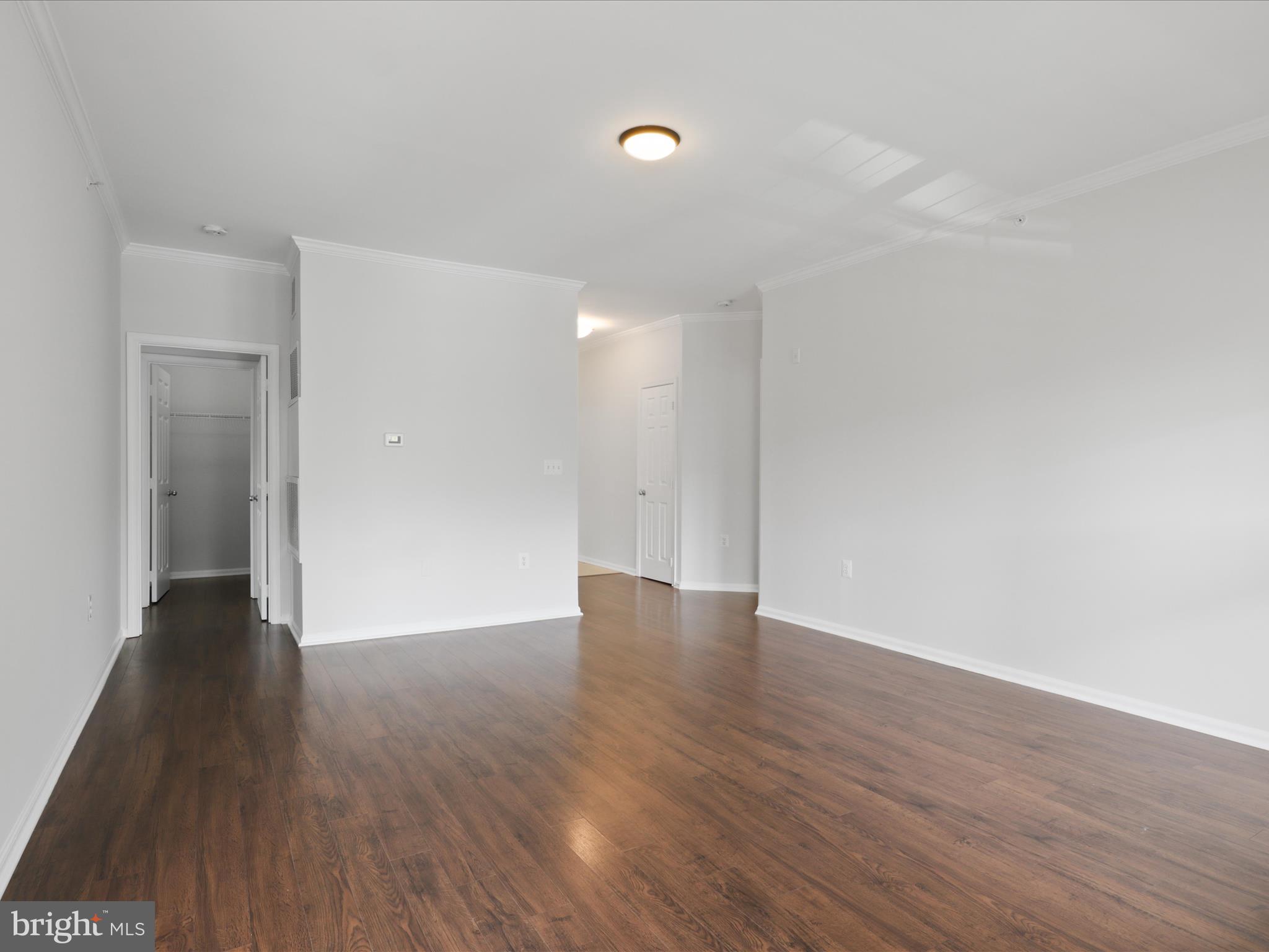 1511 N POINT DRIVE 304