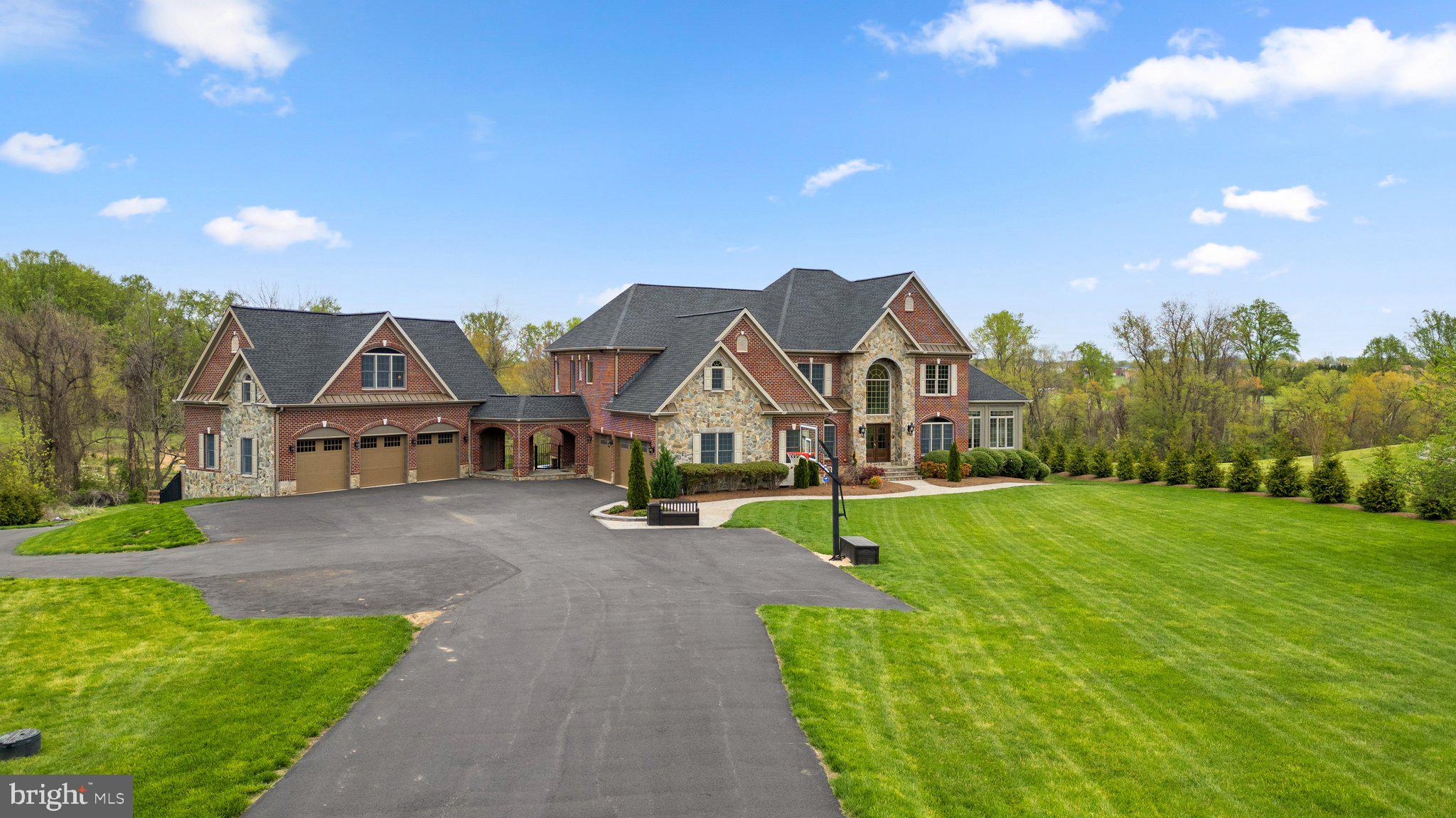 HIGHLAND - Residential