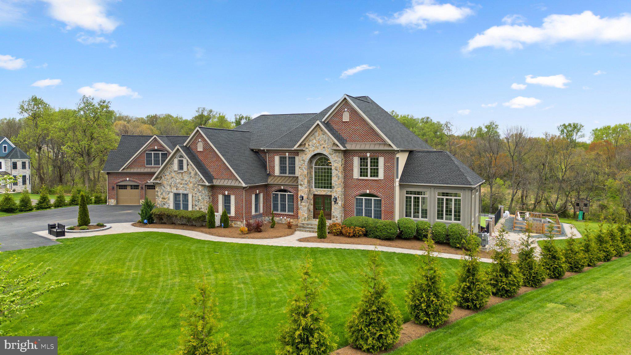 HIGHLAND - Residential