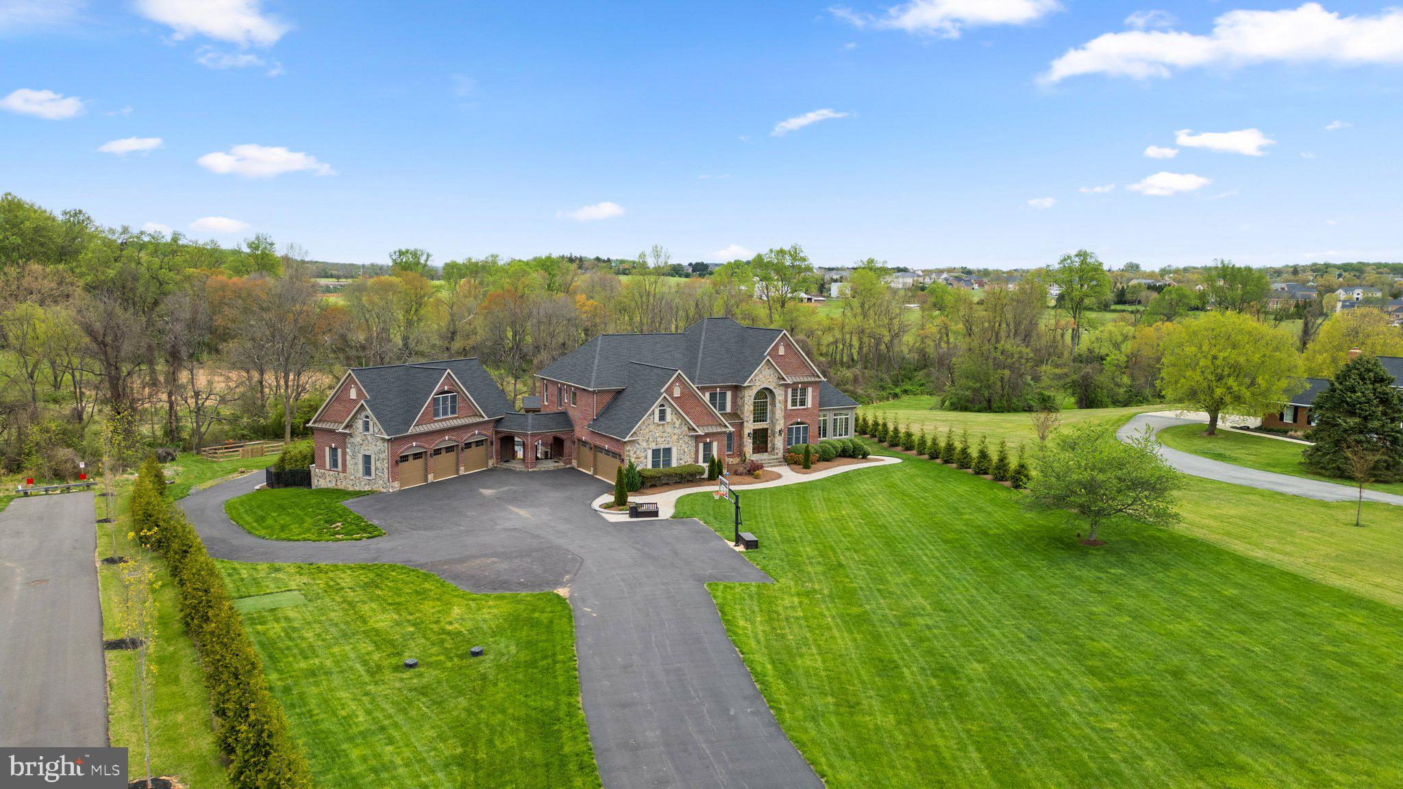 HIGHLAND - Residential