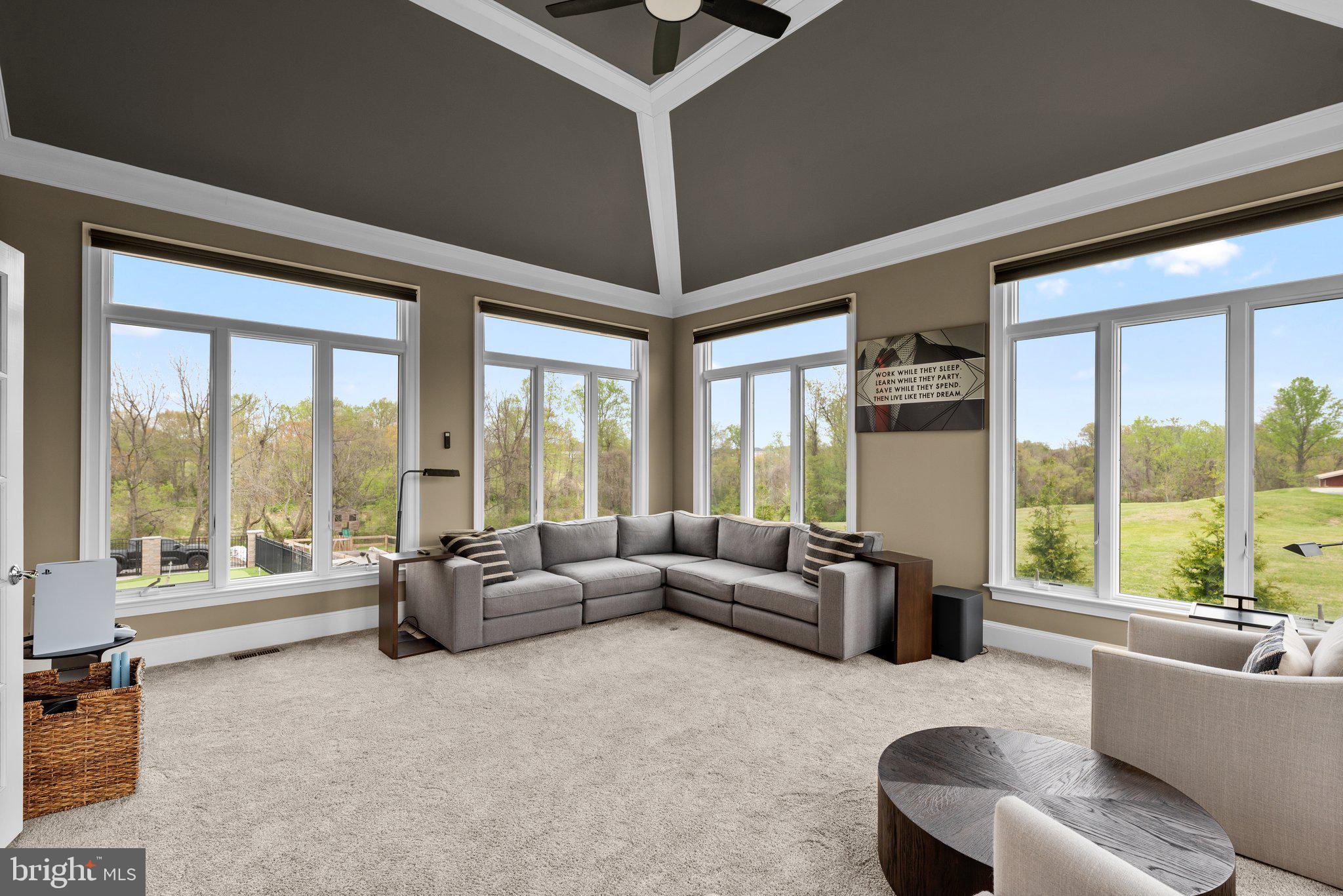 HIGHLAND - Residential